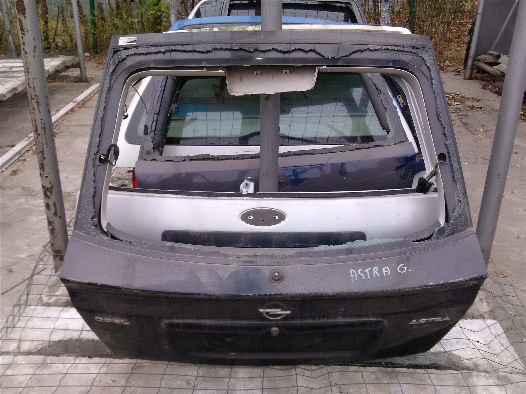 haion fara luneta Opel Astra G, hatchback