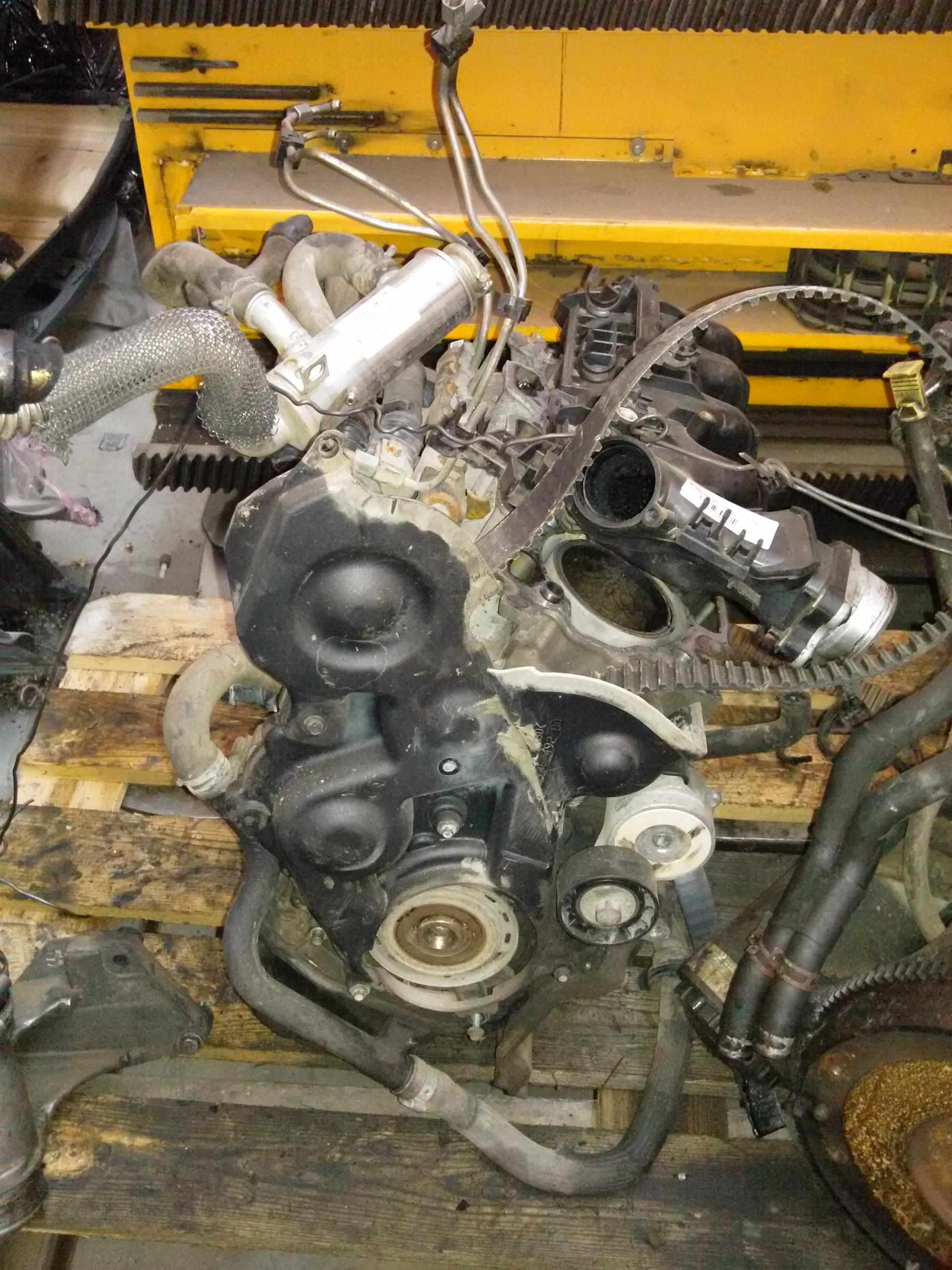 rampa injectoare Peugeot Partner 1.6HDI, an 2006