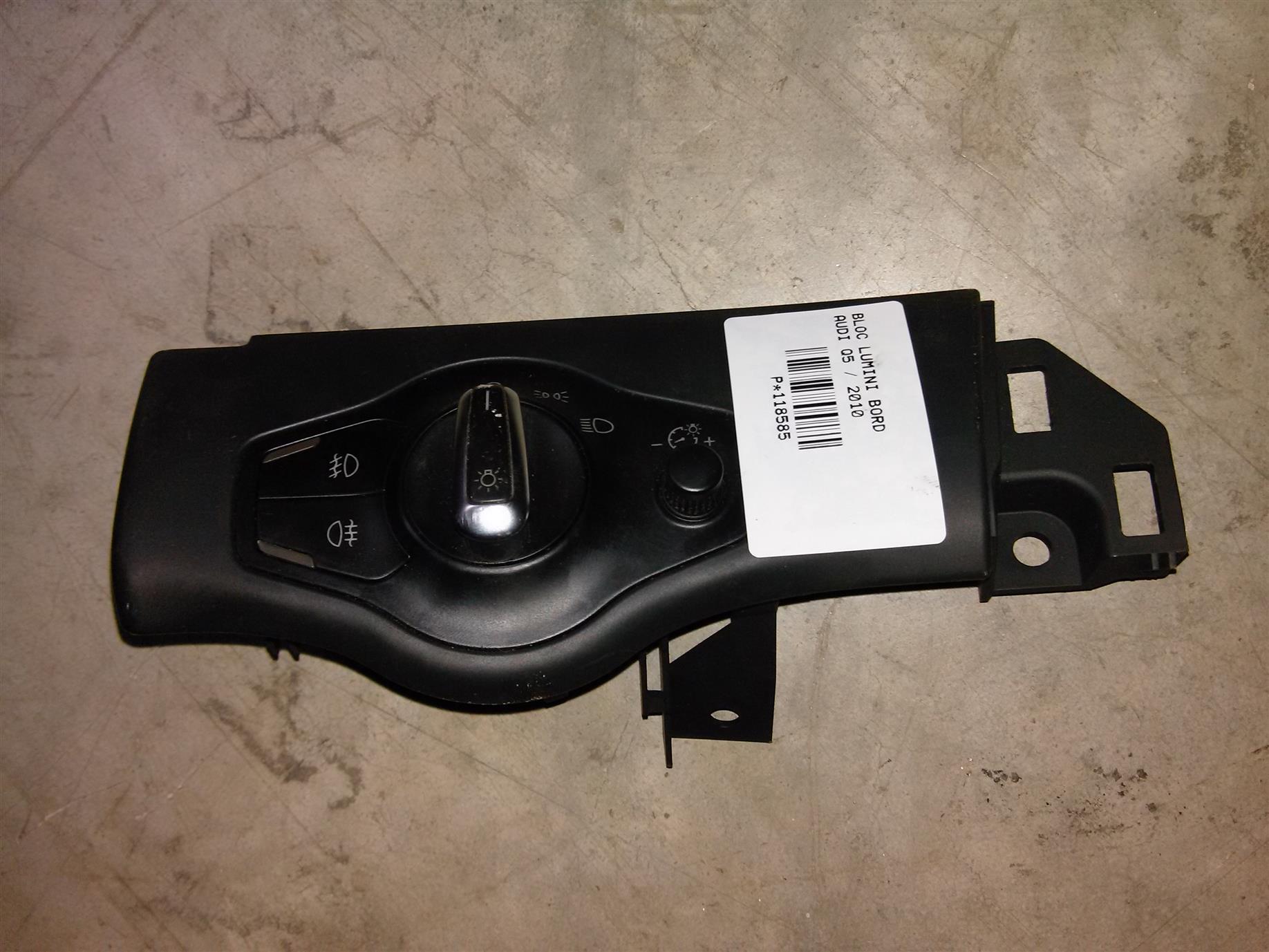 bloc lumini bord Audi Q5, an 2010