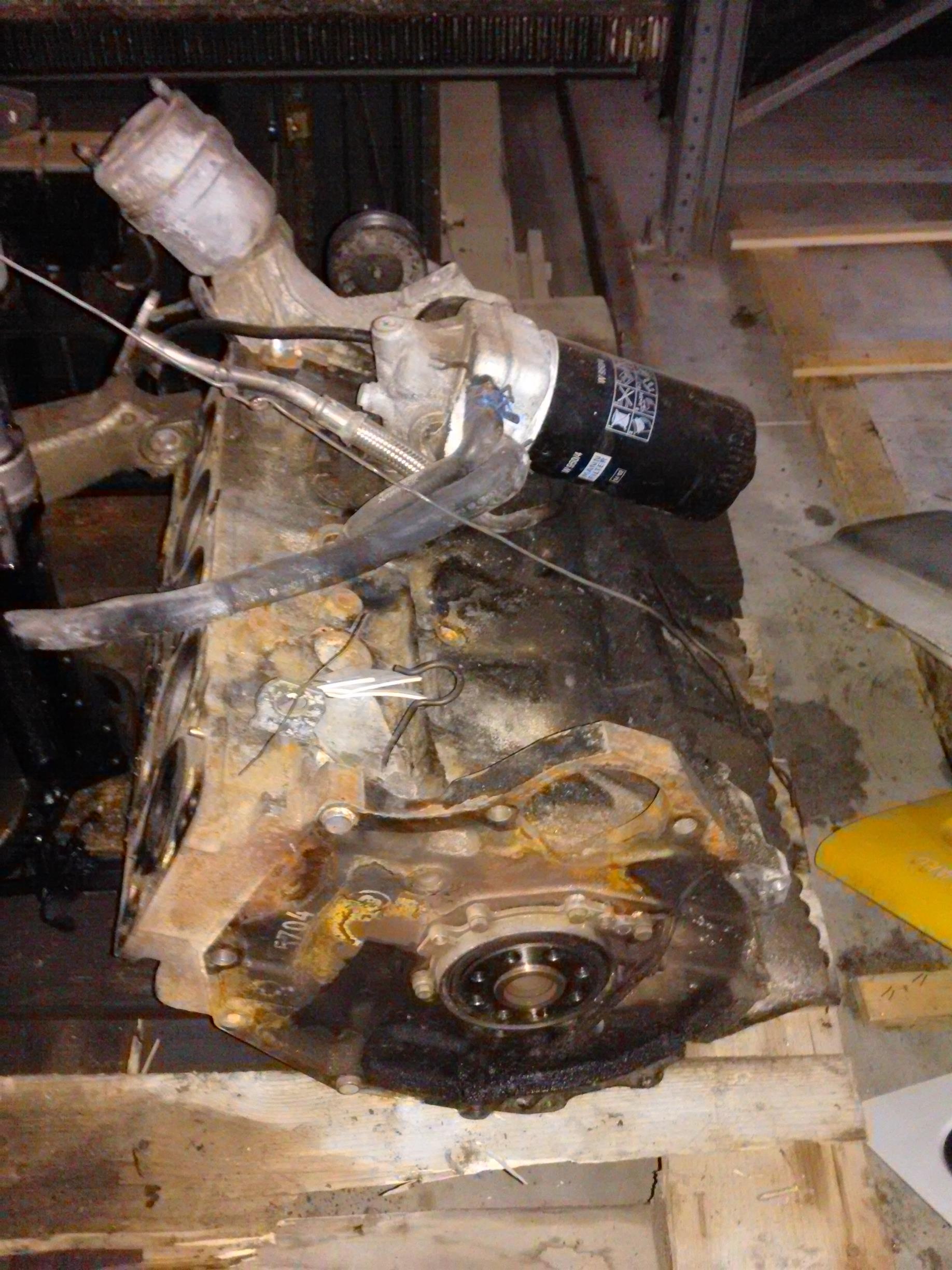 bloc motor ambielat Volkswagen Transporter T4, 2.4D