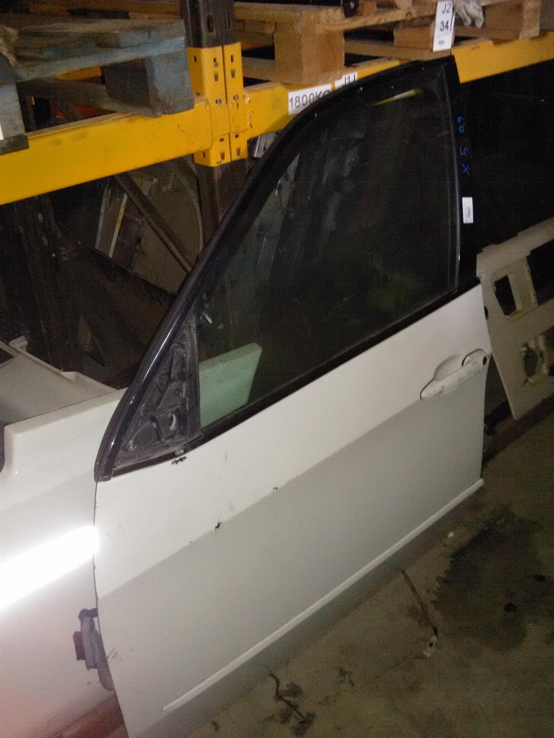 usa stanga fata completa BMW X5 E70, an 2007