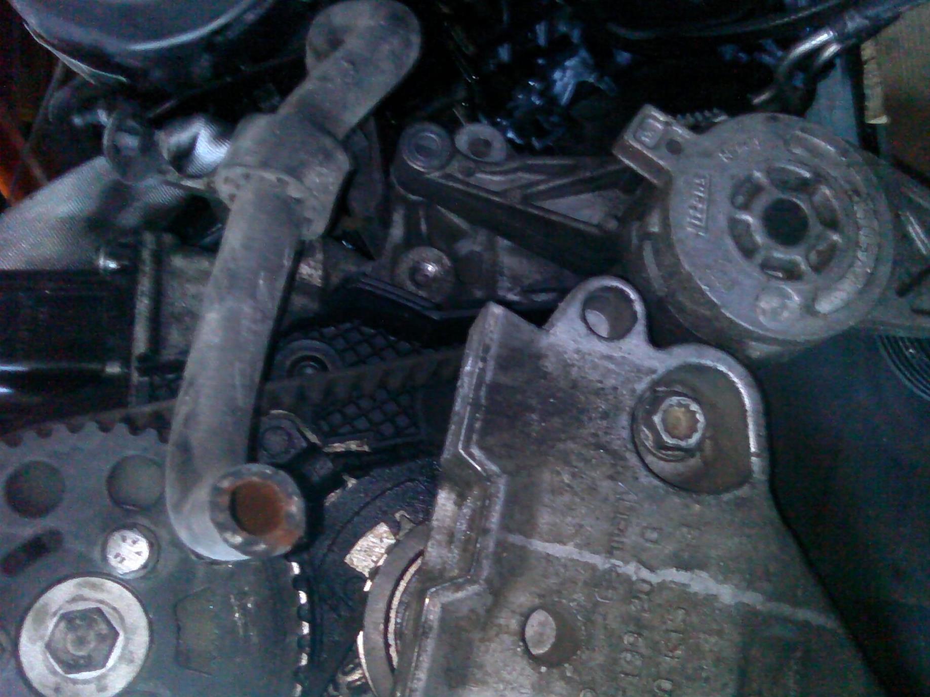 suport compresor ac Volkswagen Caddy,1.9TDI an 2008