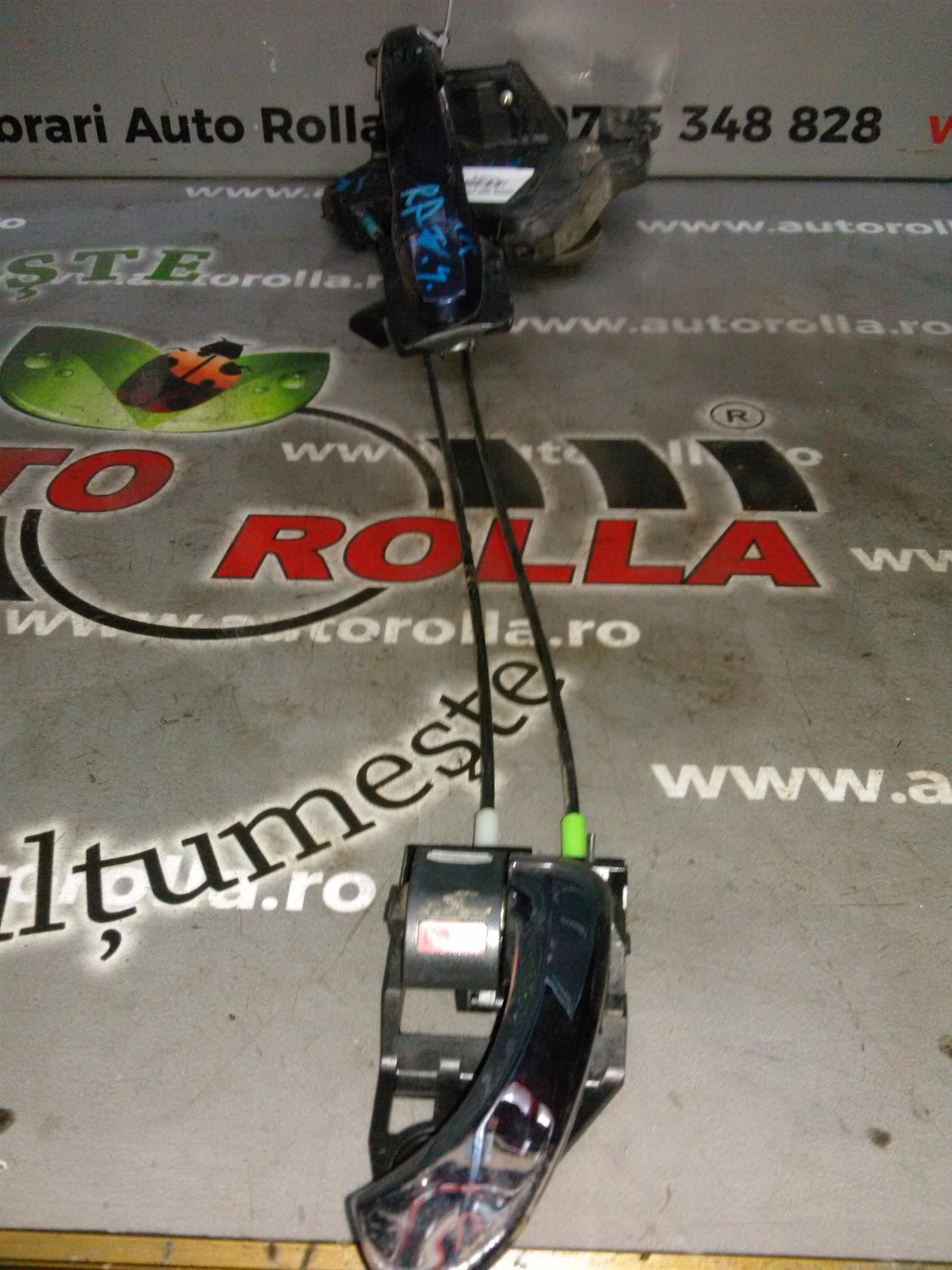 cremaliera dreapta fata si maner Toyota Rav 4, an 2008