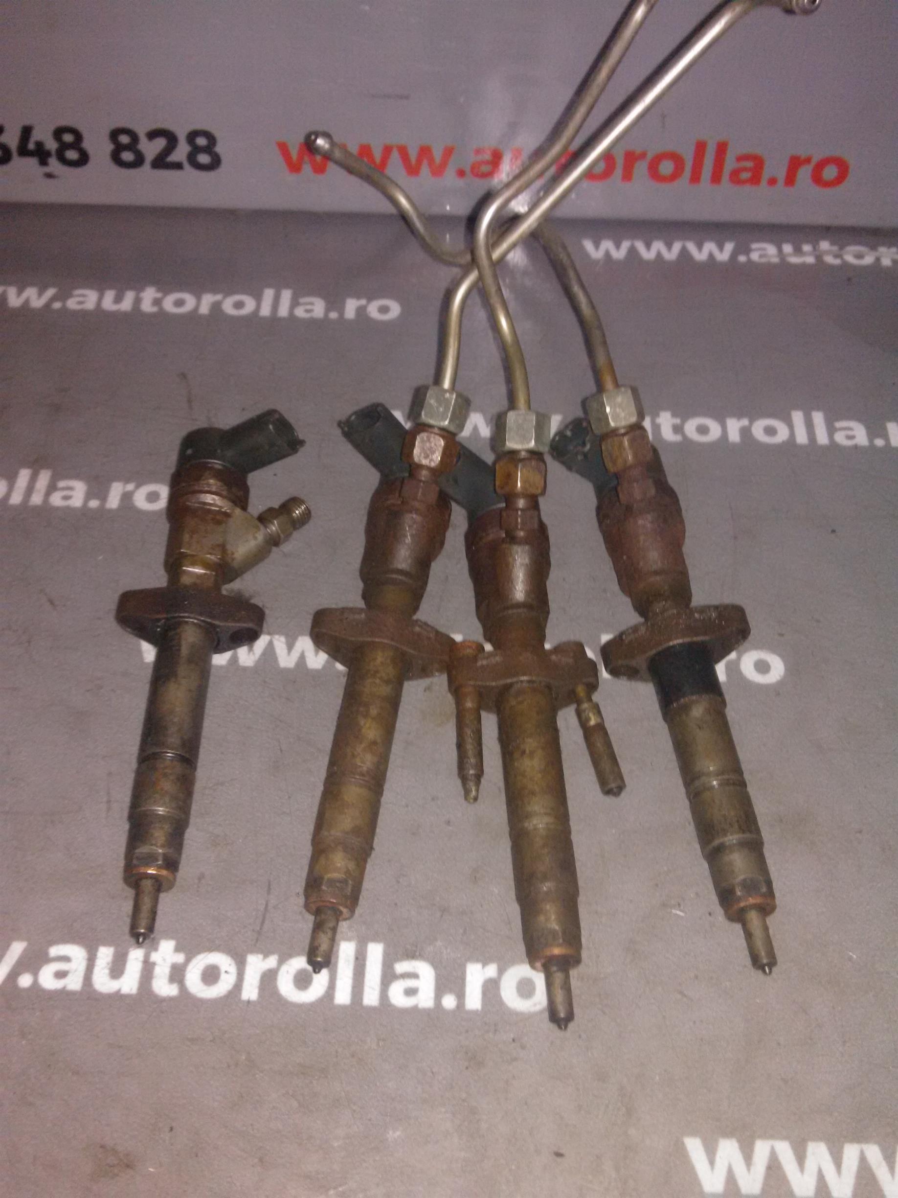 Injectoare set Opel Vivaro, 1.9DCI, an 2005