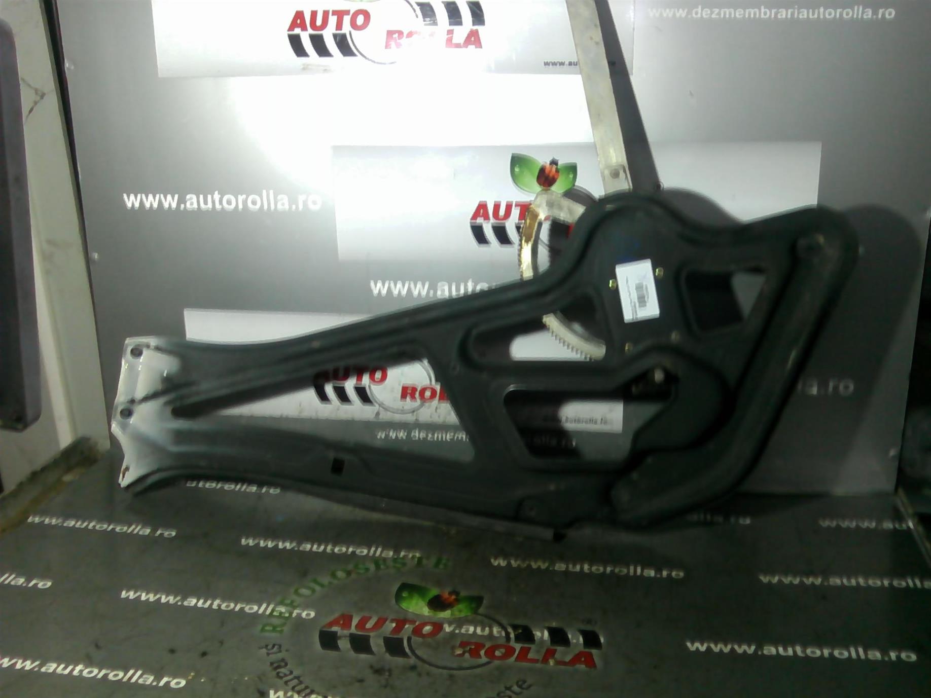 macara mecanica usa dreapta fata Mercedes Sprinter