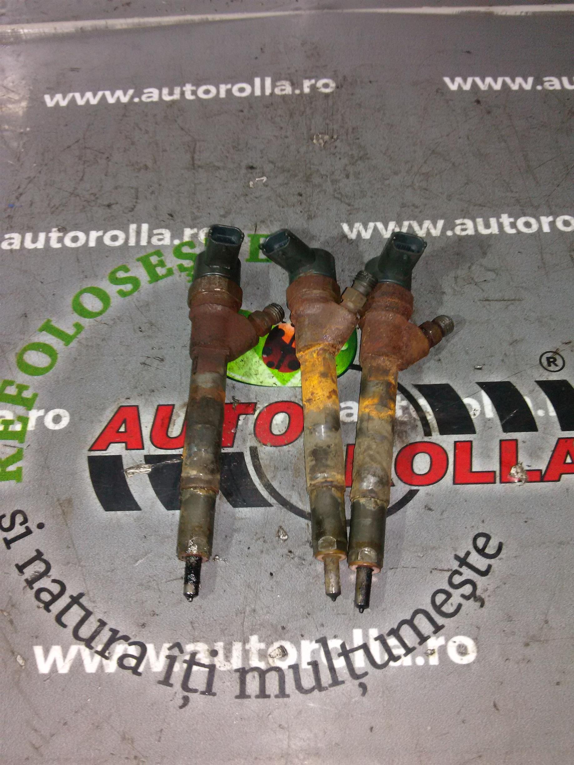 injectoare 3 buc Chrysler Voyager 2.5D, an 2006