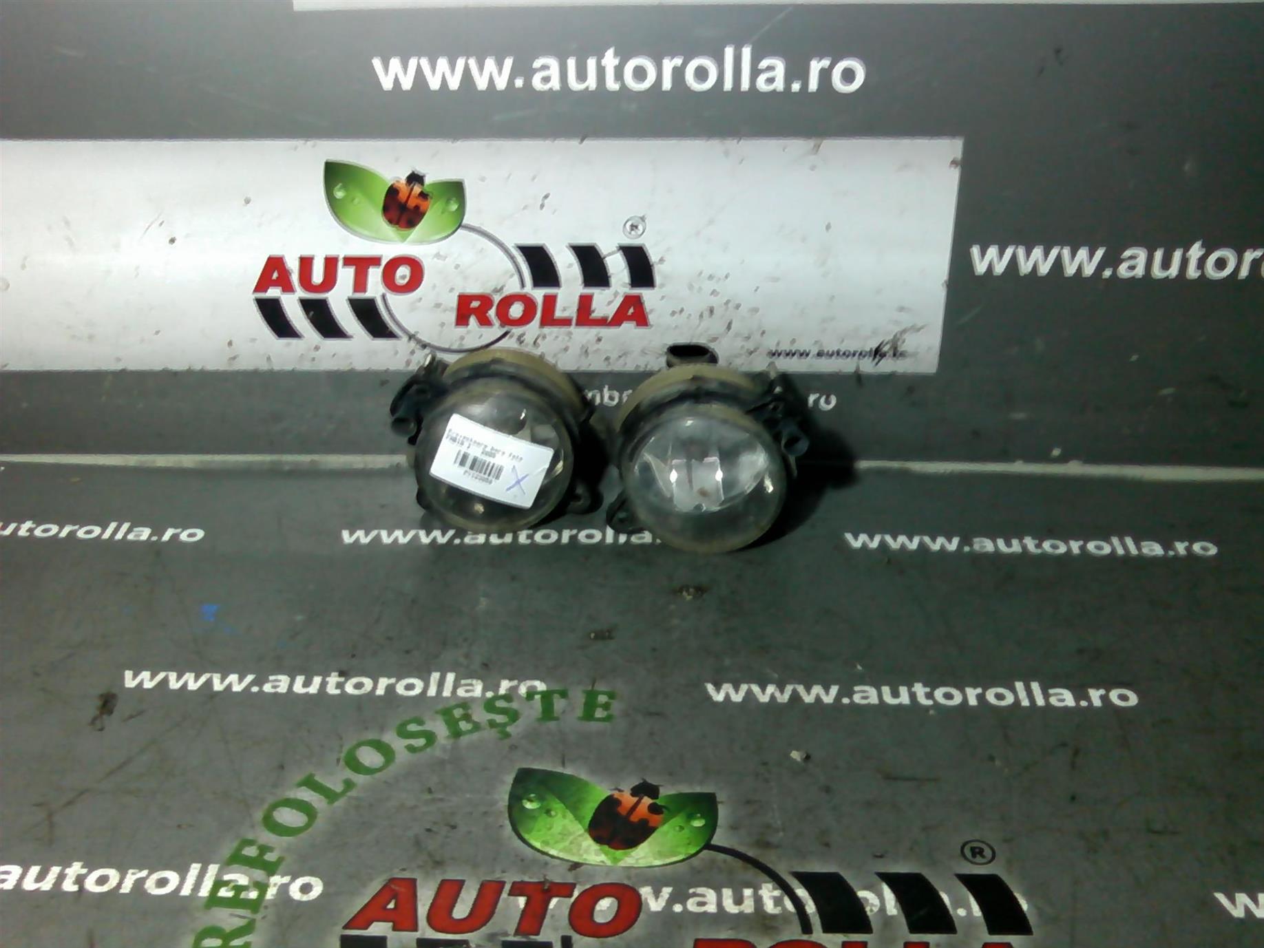 proiectoare bara fata Skoda Fabia, an 2005