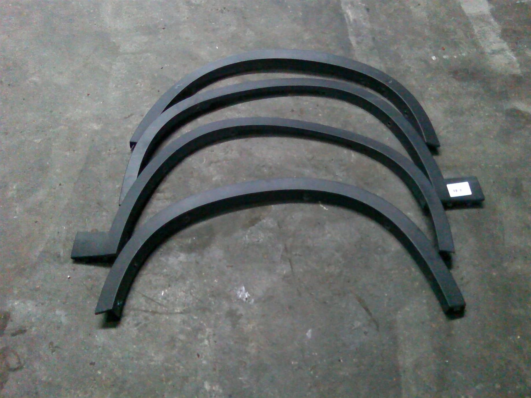 ornamente aripi fata si spate BMW X1 F48, an 2015