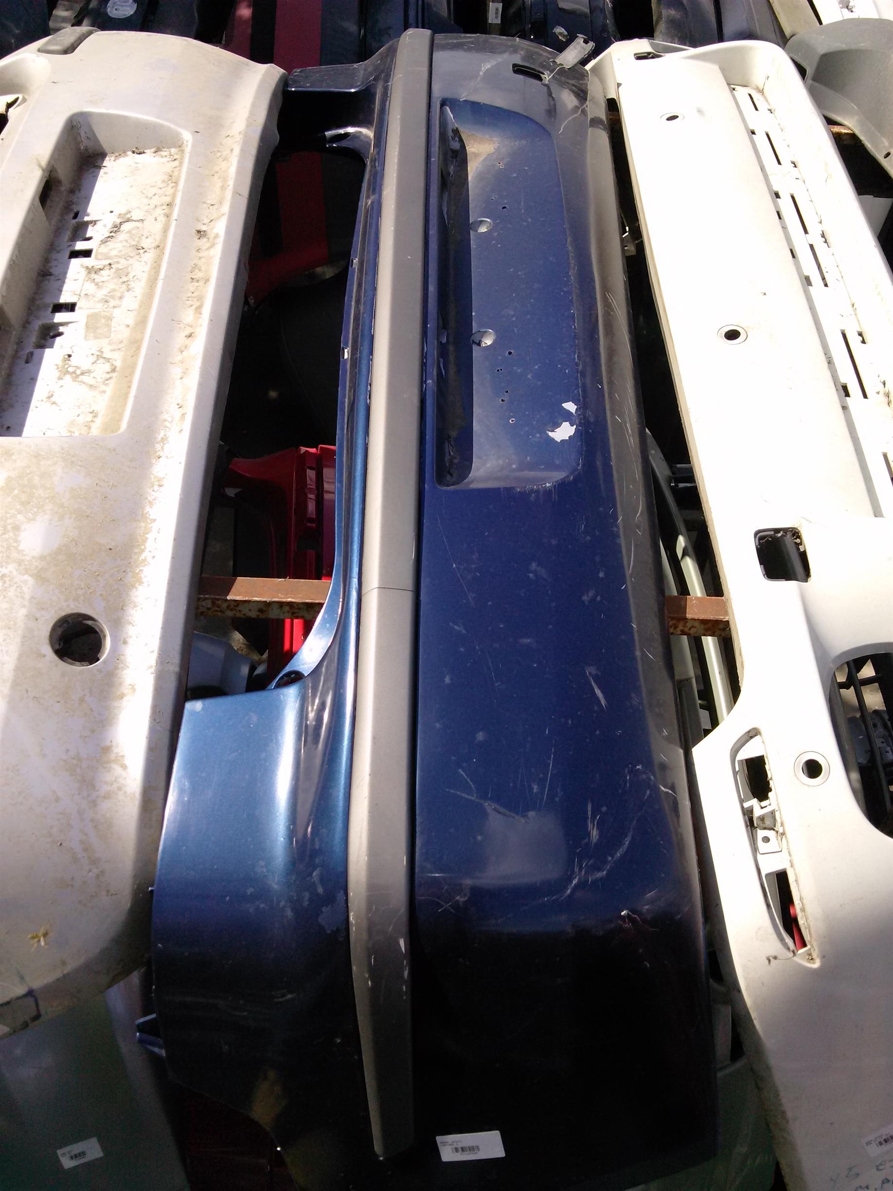 bara spate Renault Laguna 2