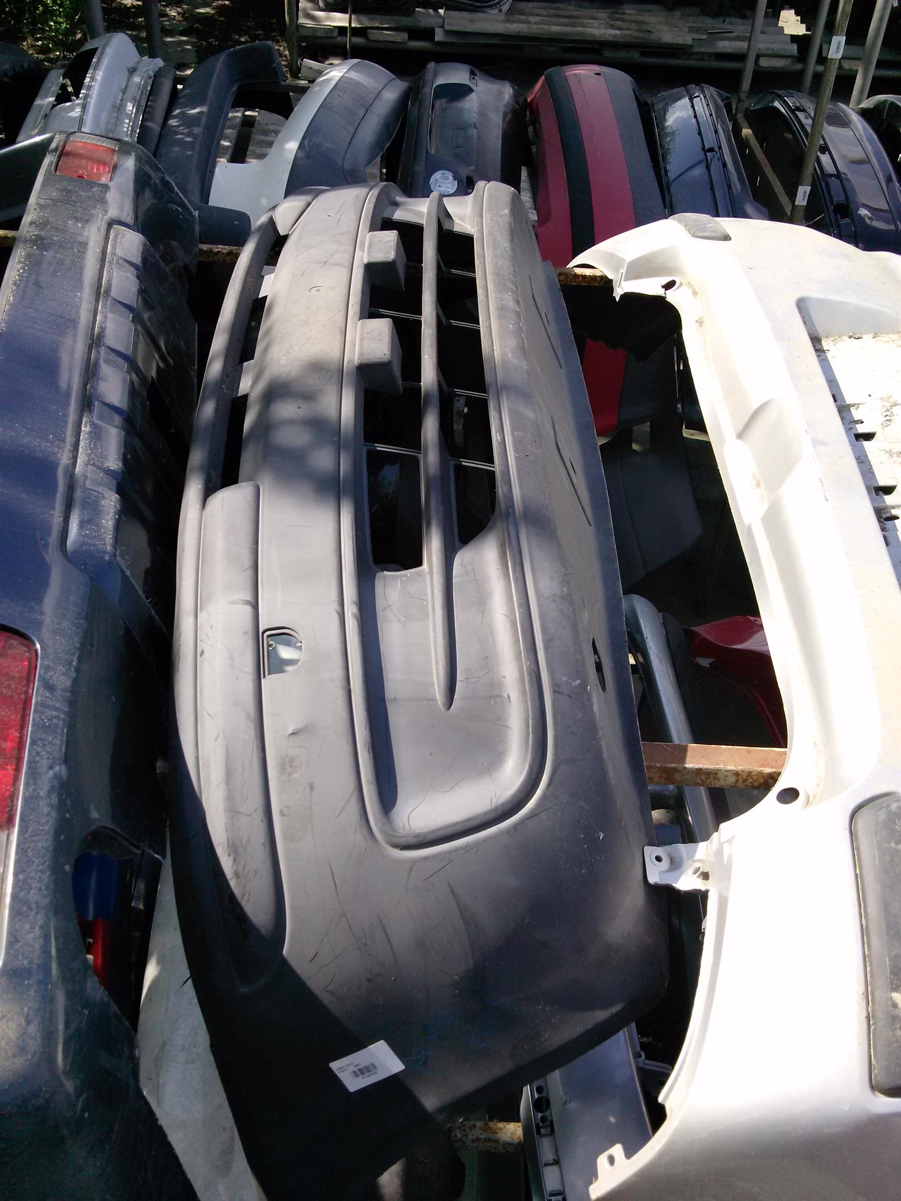 bara fata Fiat Punto 2, an 2001