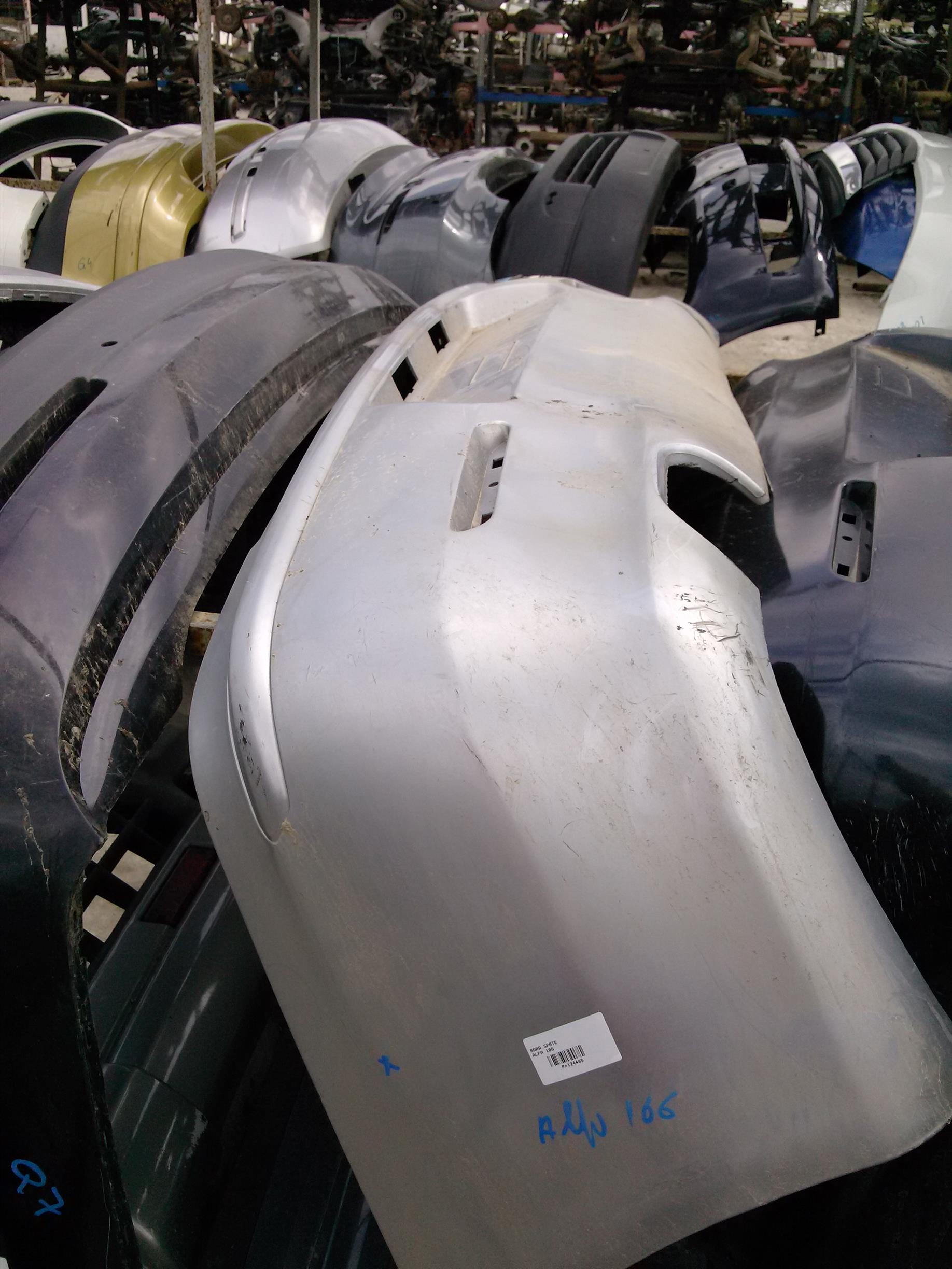 bara spate Alfa Romeo 166