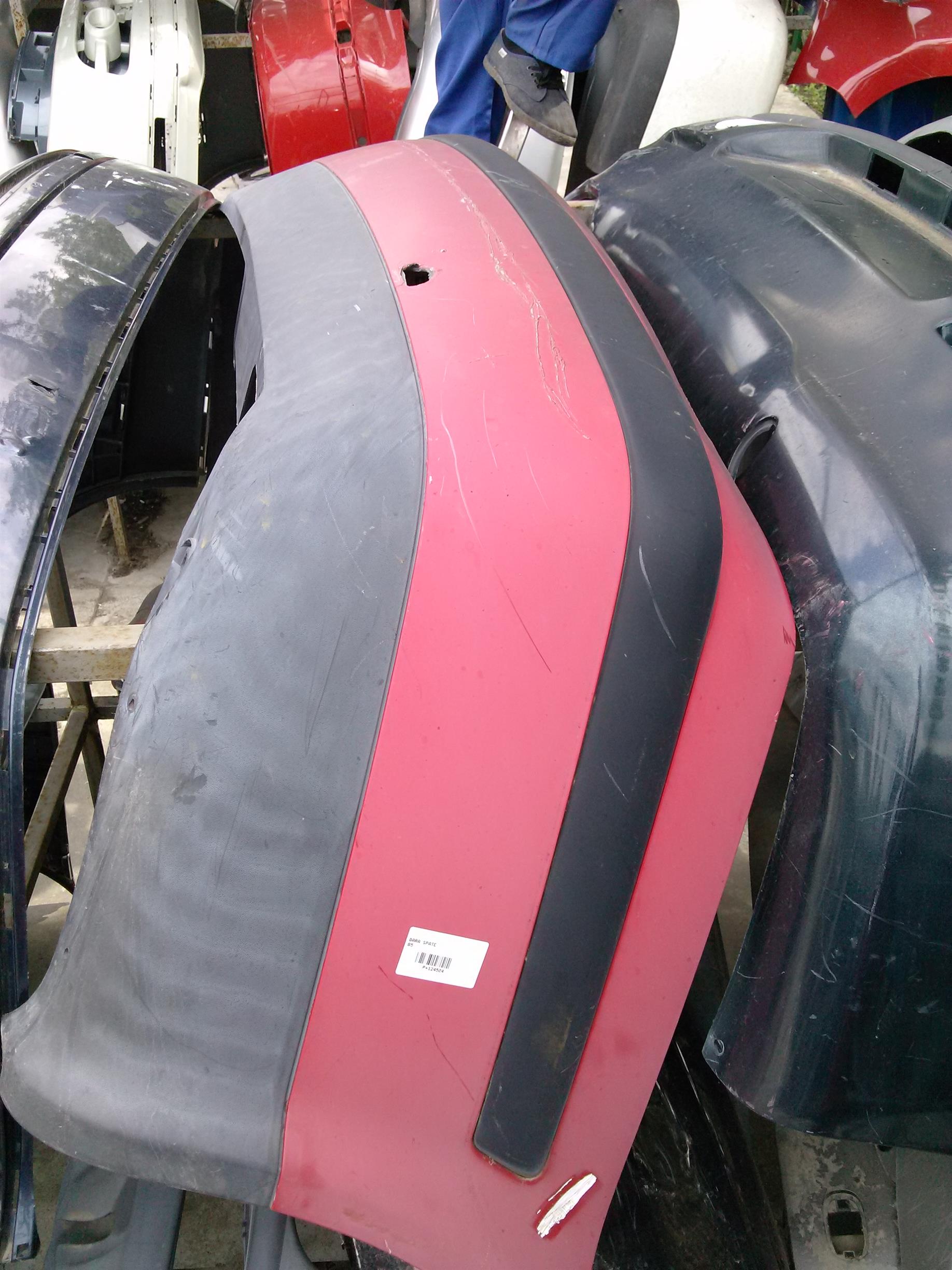 bara spate Volkswagen Passat B5
