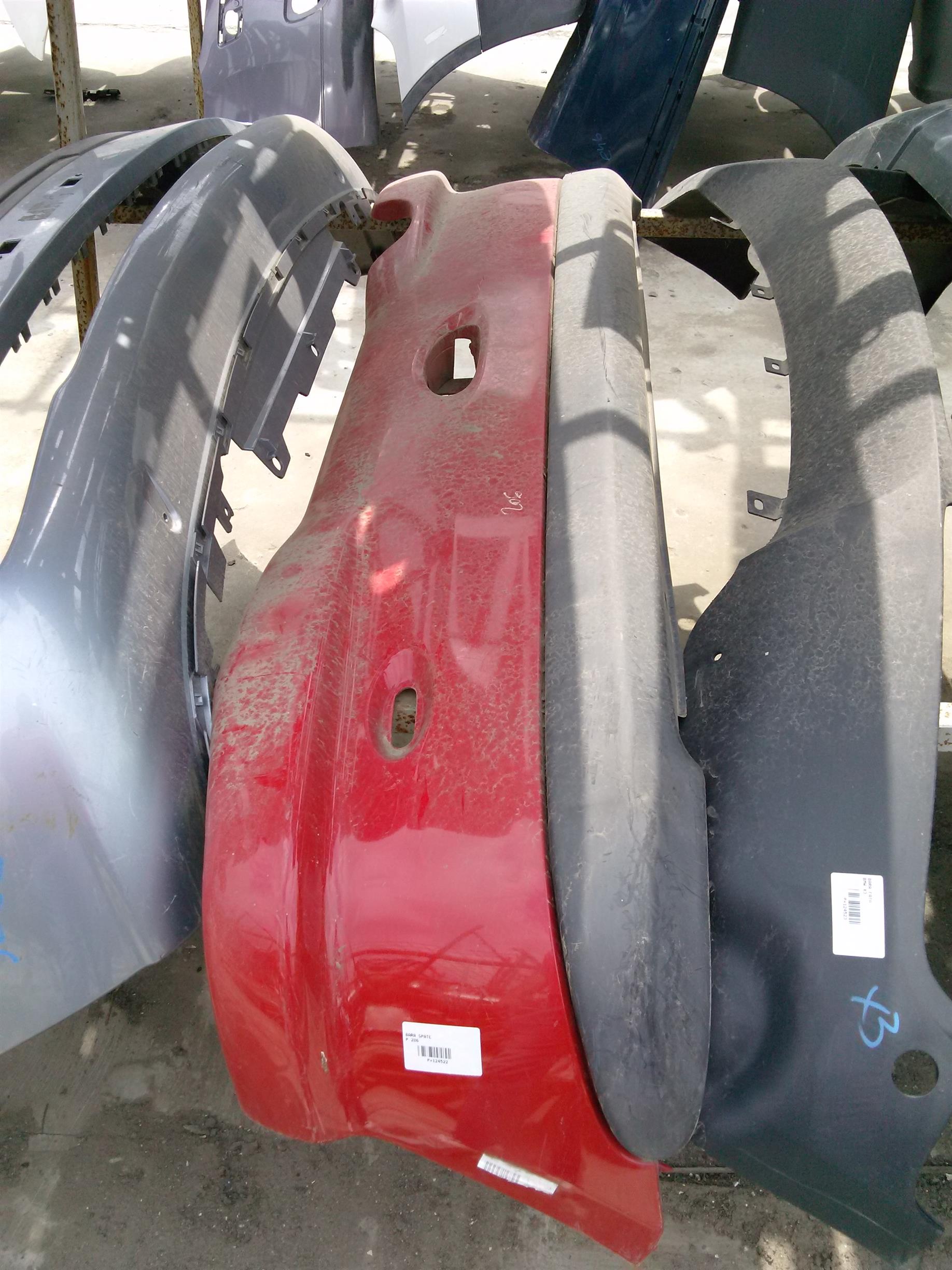 bara spate Peugeot 206