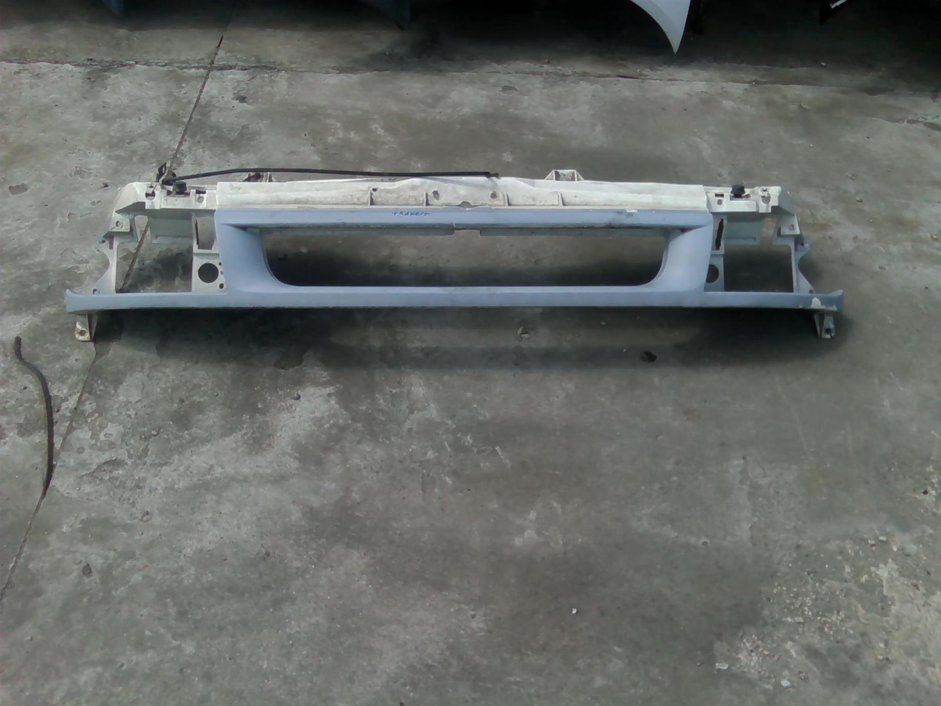 masca portfaruri Ford Transit, an 2005