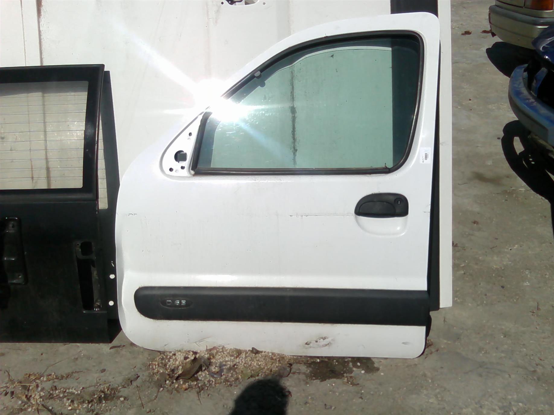 usa stanga fata renault kangoo