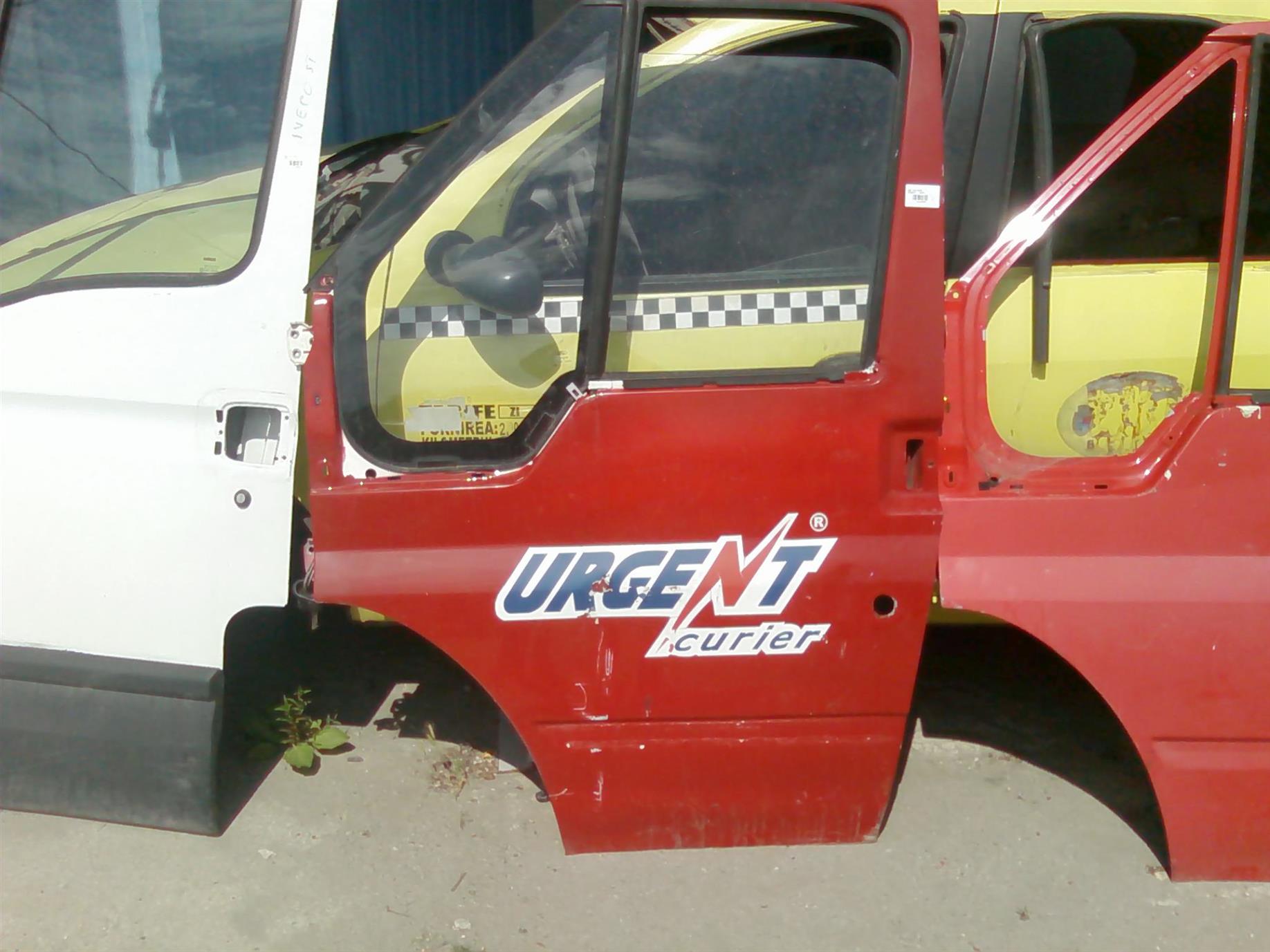 usa stanga fata Ford Transit, an 2004