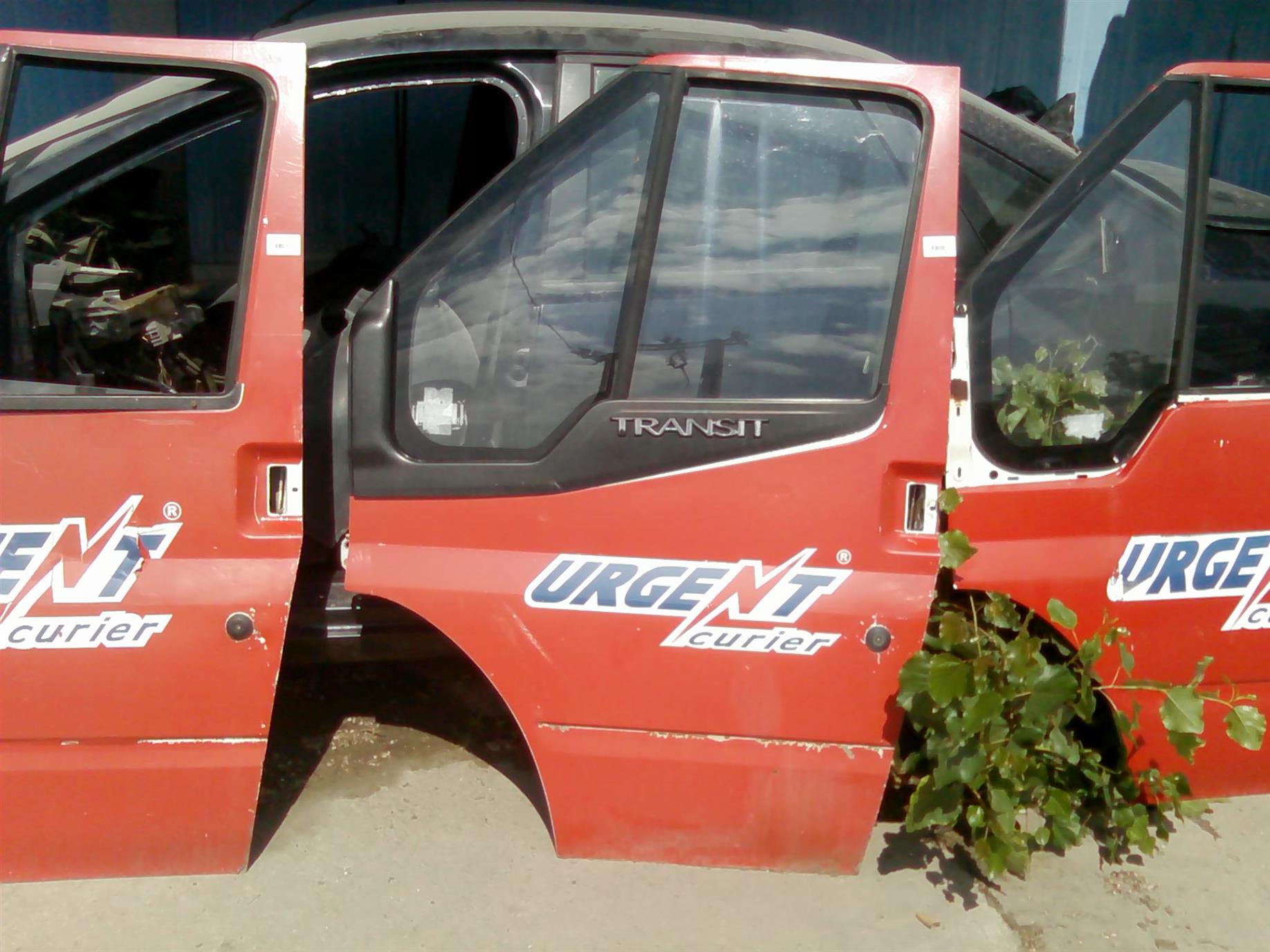 usa stanga fata Ford Transit, an 2008