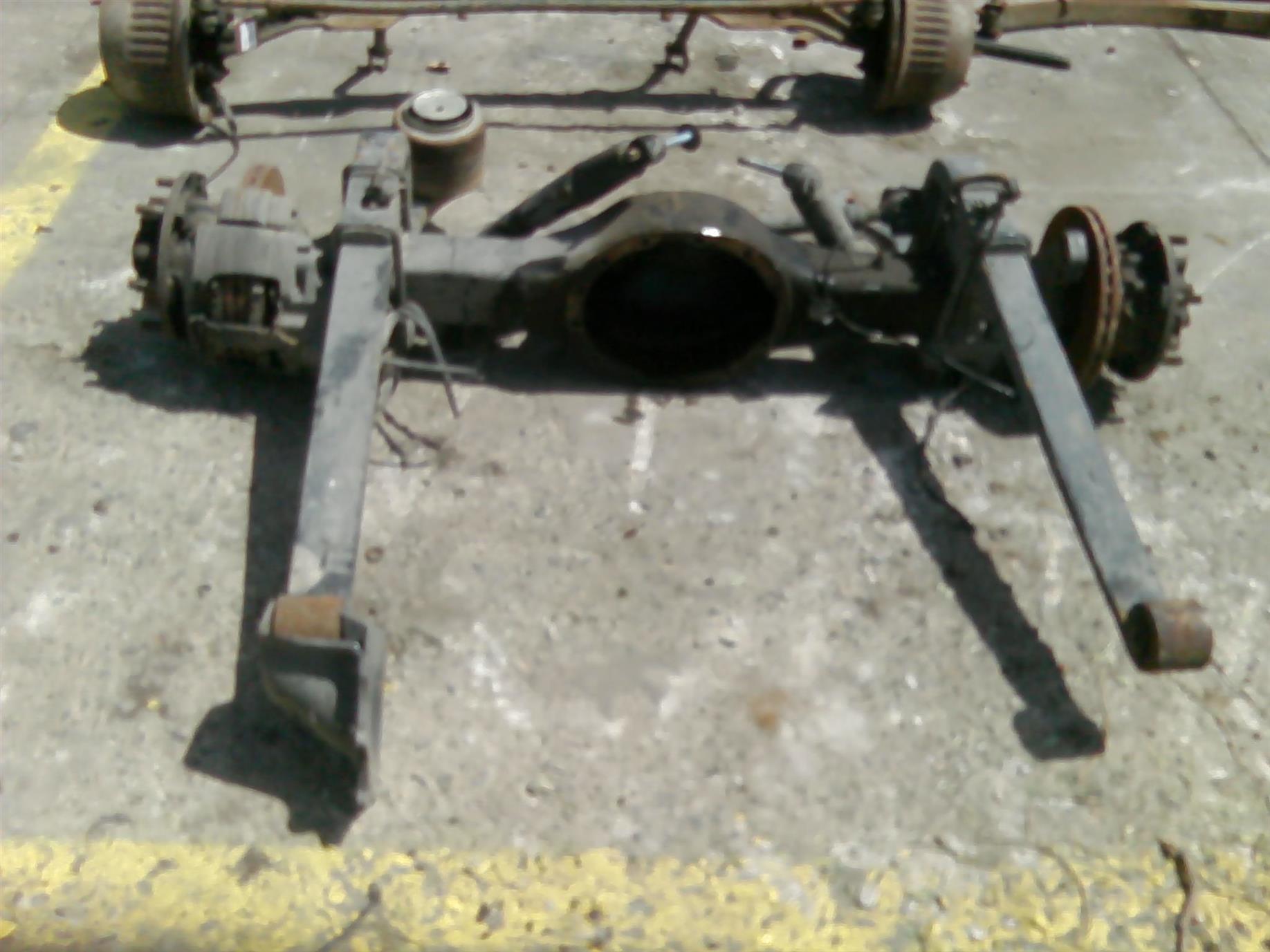 punte spate MAN 8163