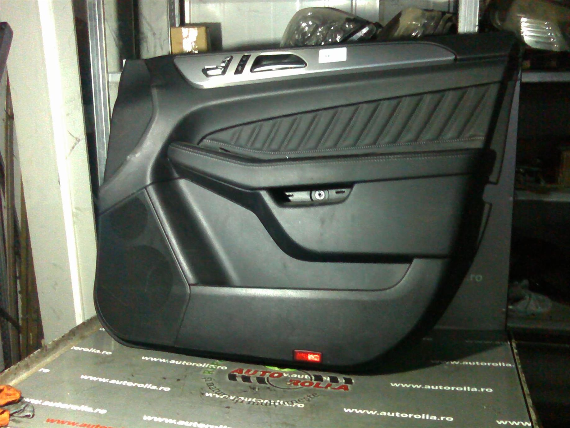 tapiterie usa dreapta fata Mercedes GLE coupe 350D, an 2016 AMG