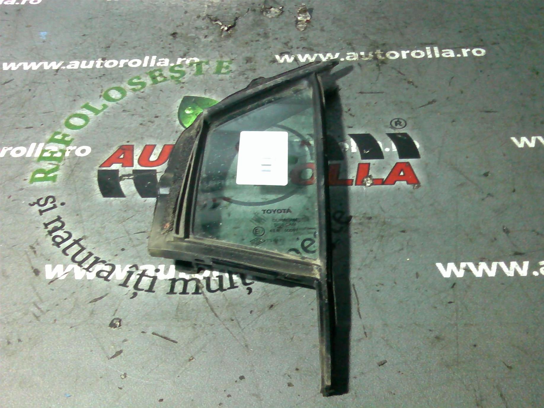 Coltar usa stanga fata TOYOTA YARIS , 2008
