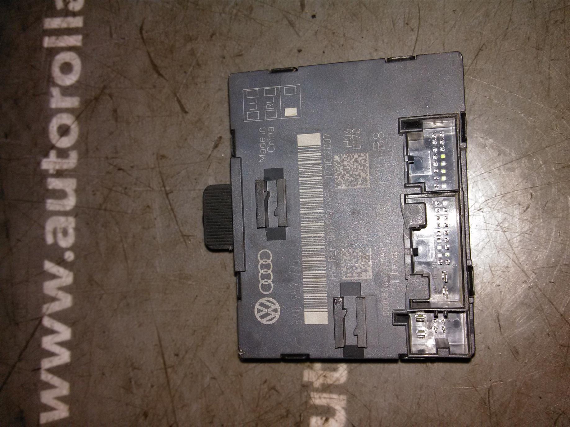 Modul control usa stanga spate Audi A4 an 2009