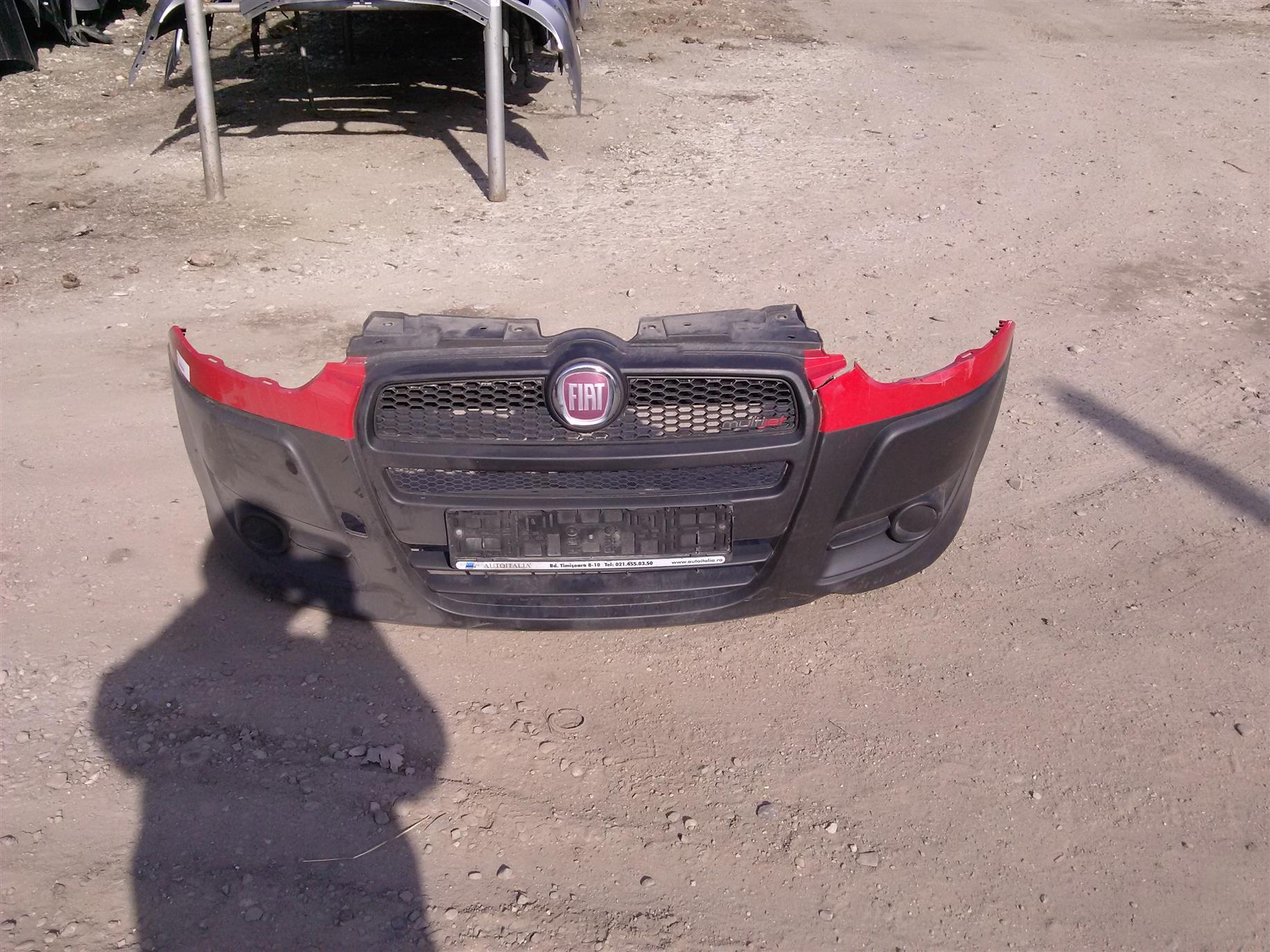 Bara fata Fiat Doblo an 2011