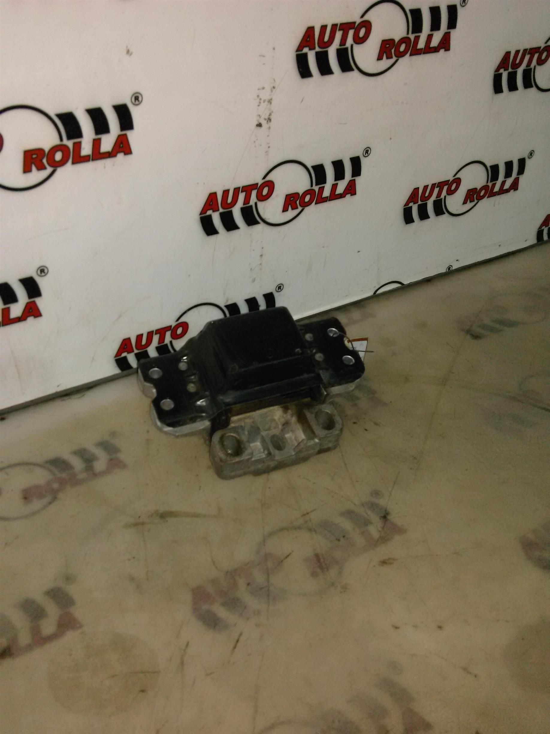 Suport motor Volkswagen Passat B6