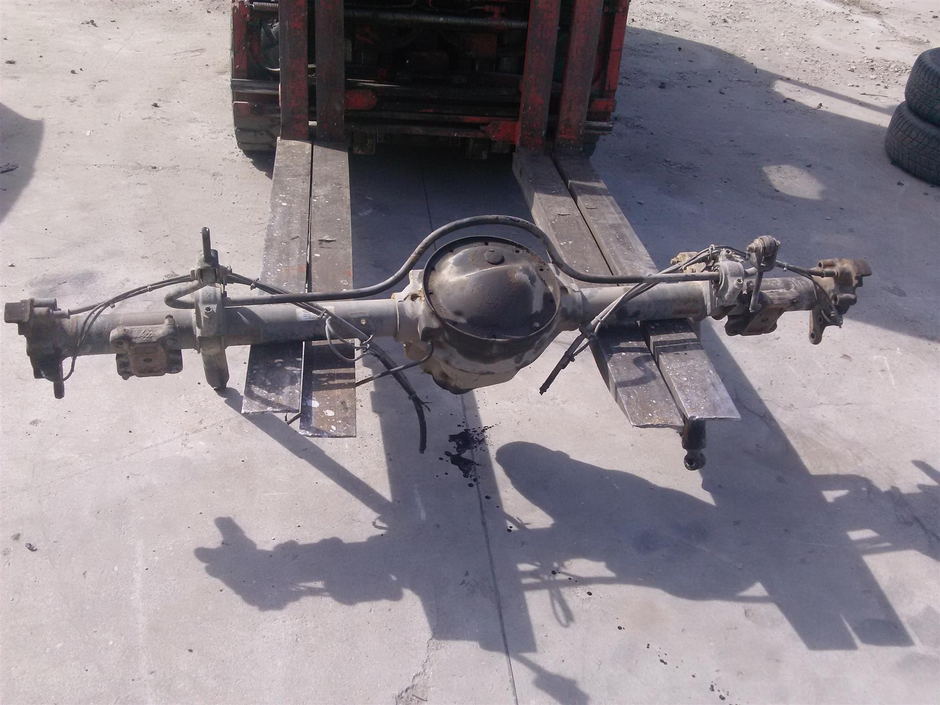 Punte spate + amortizoare spate Mercedes Sprinter an 2008