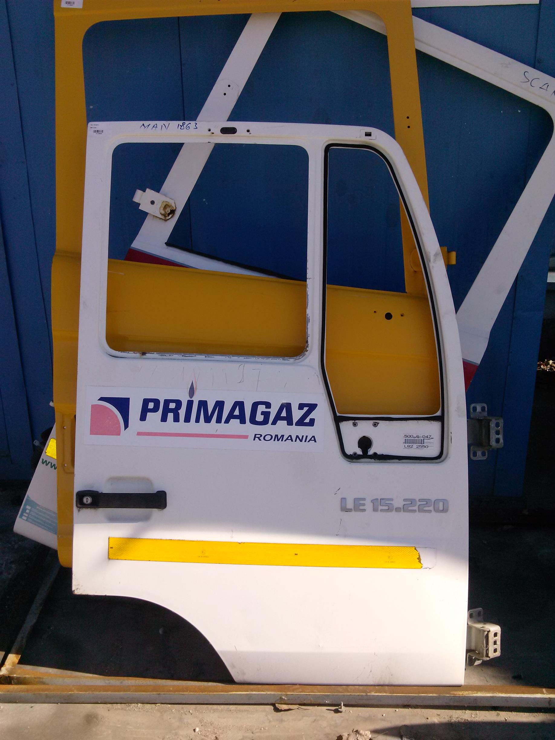 Usa dreapta MAN 8163