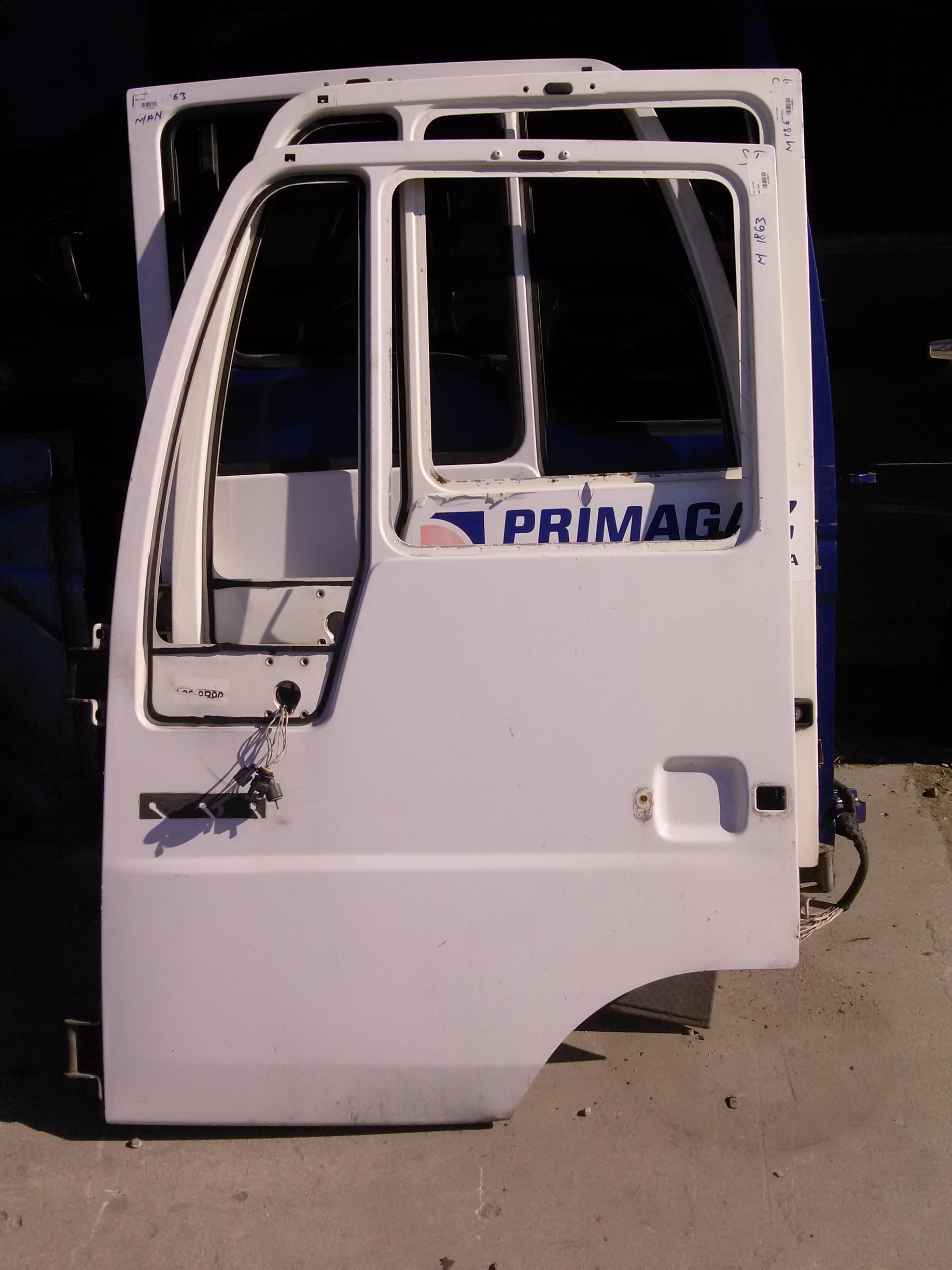Usa stanga MAN 8163