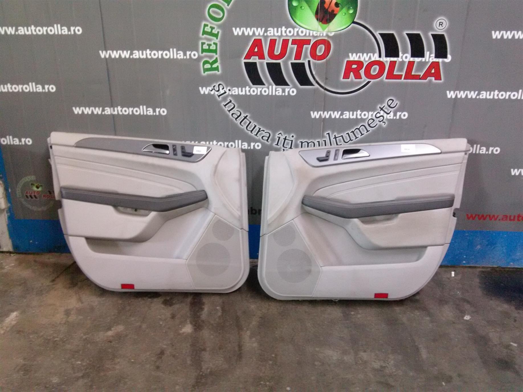 Tapiterie usa stanga fata Mercedes ML an 2014