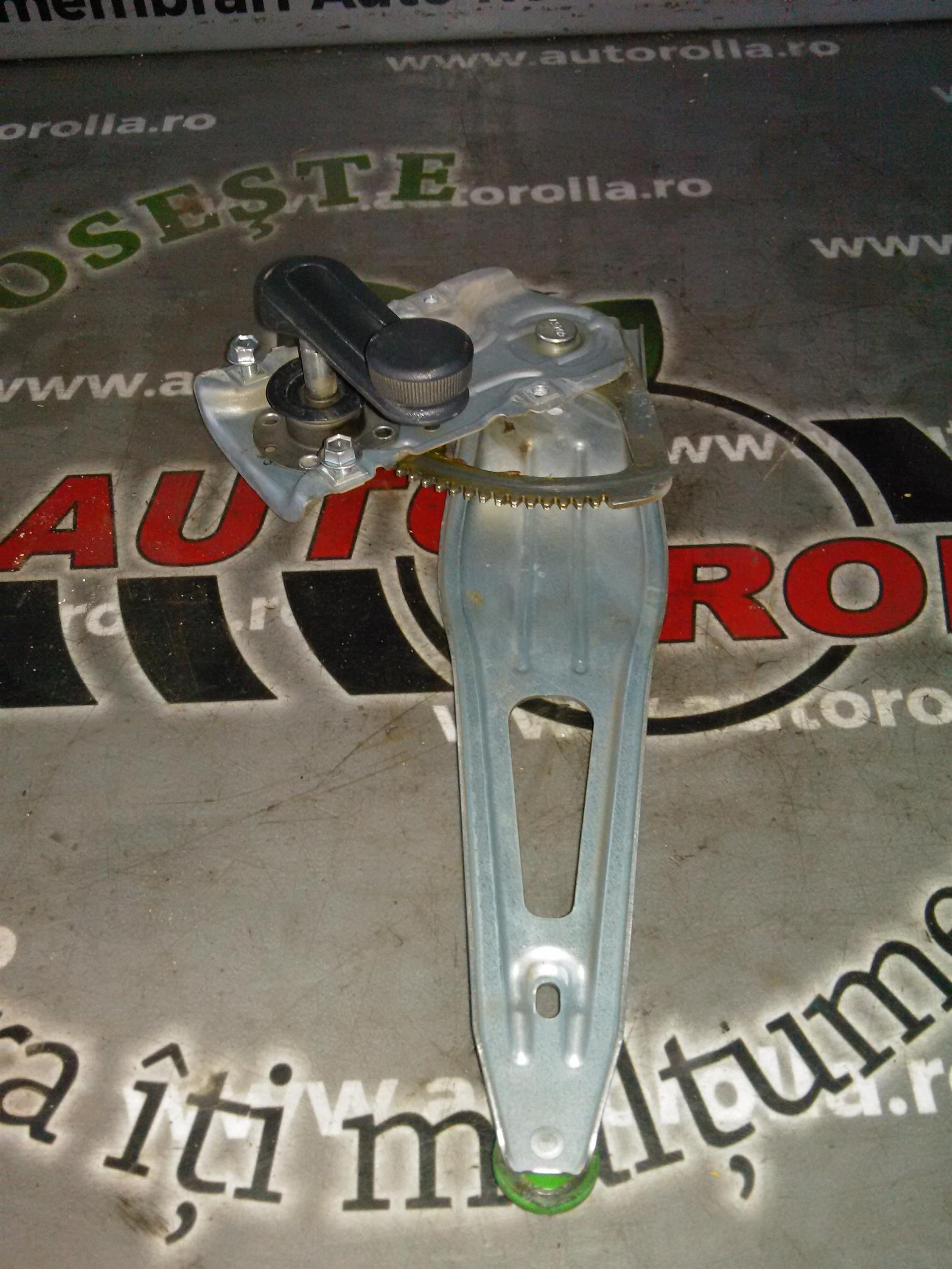 Macara dreapta spate Toyota Yaris