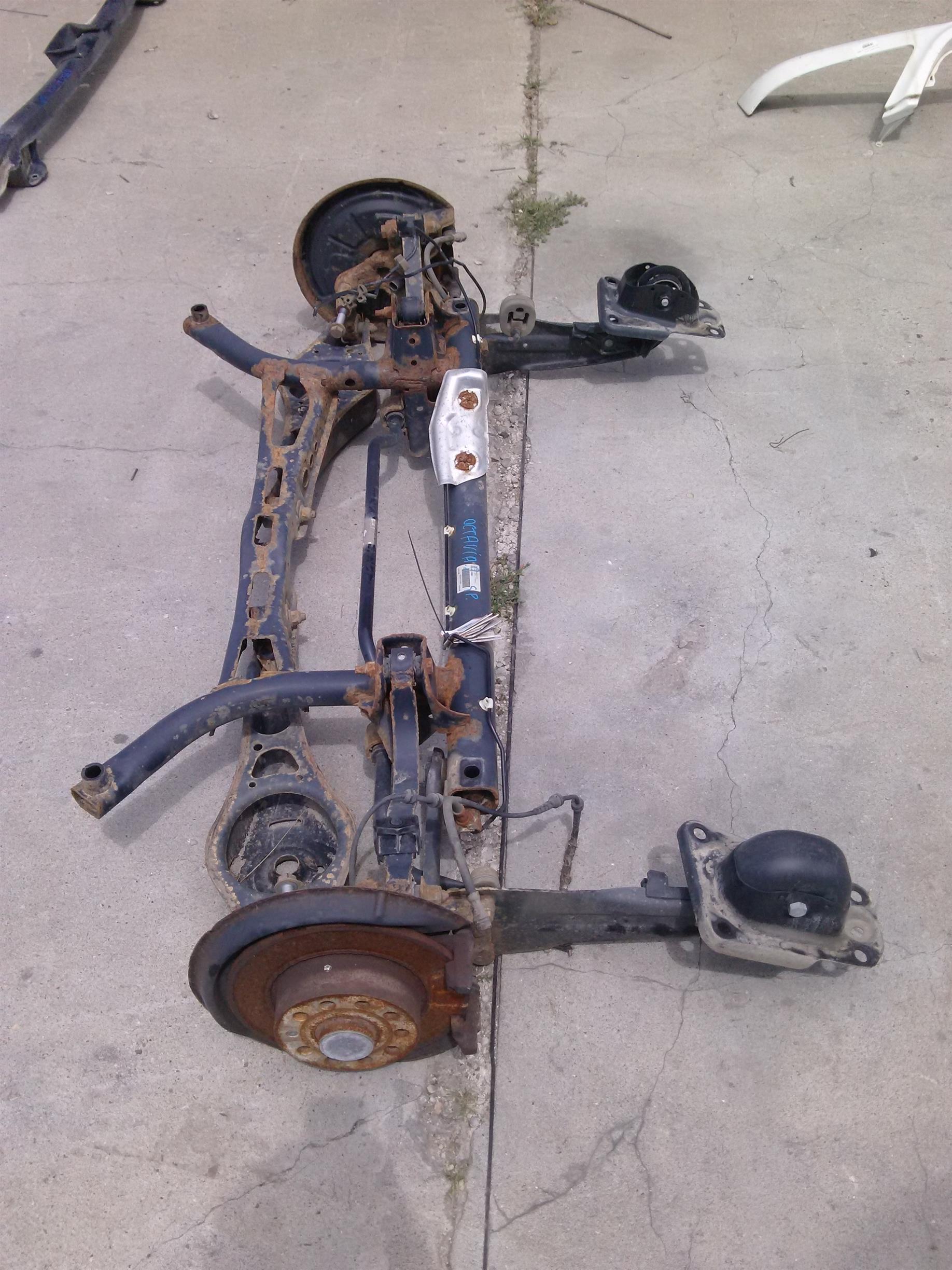 Tirant dreapta spate Skoda Octavia 2