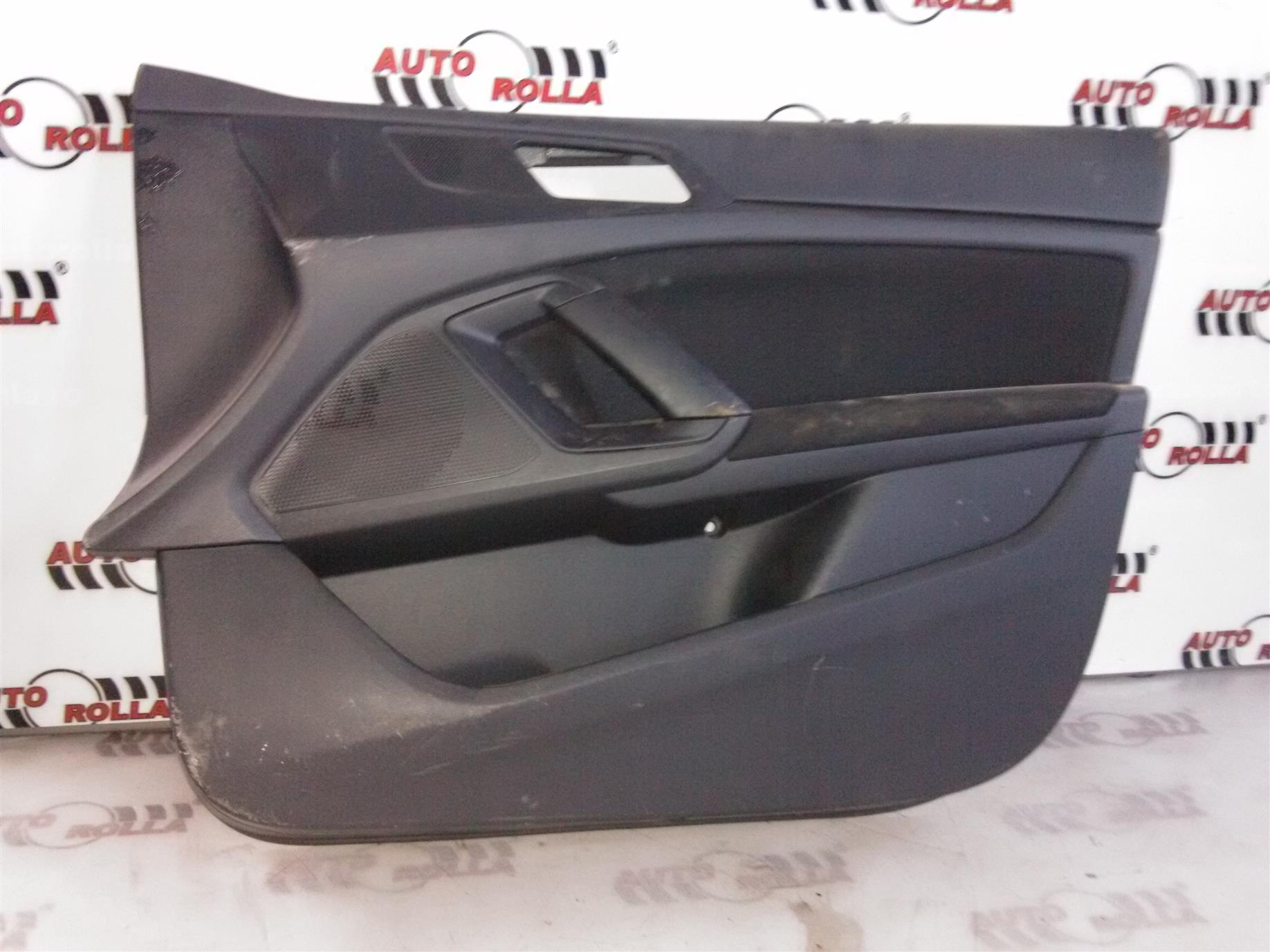 Tapiterie usa dreapta fata Peugeot 308 an 2015