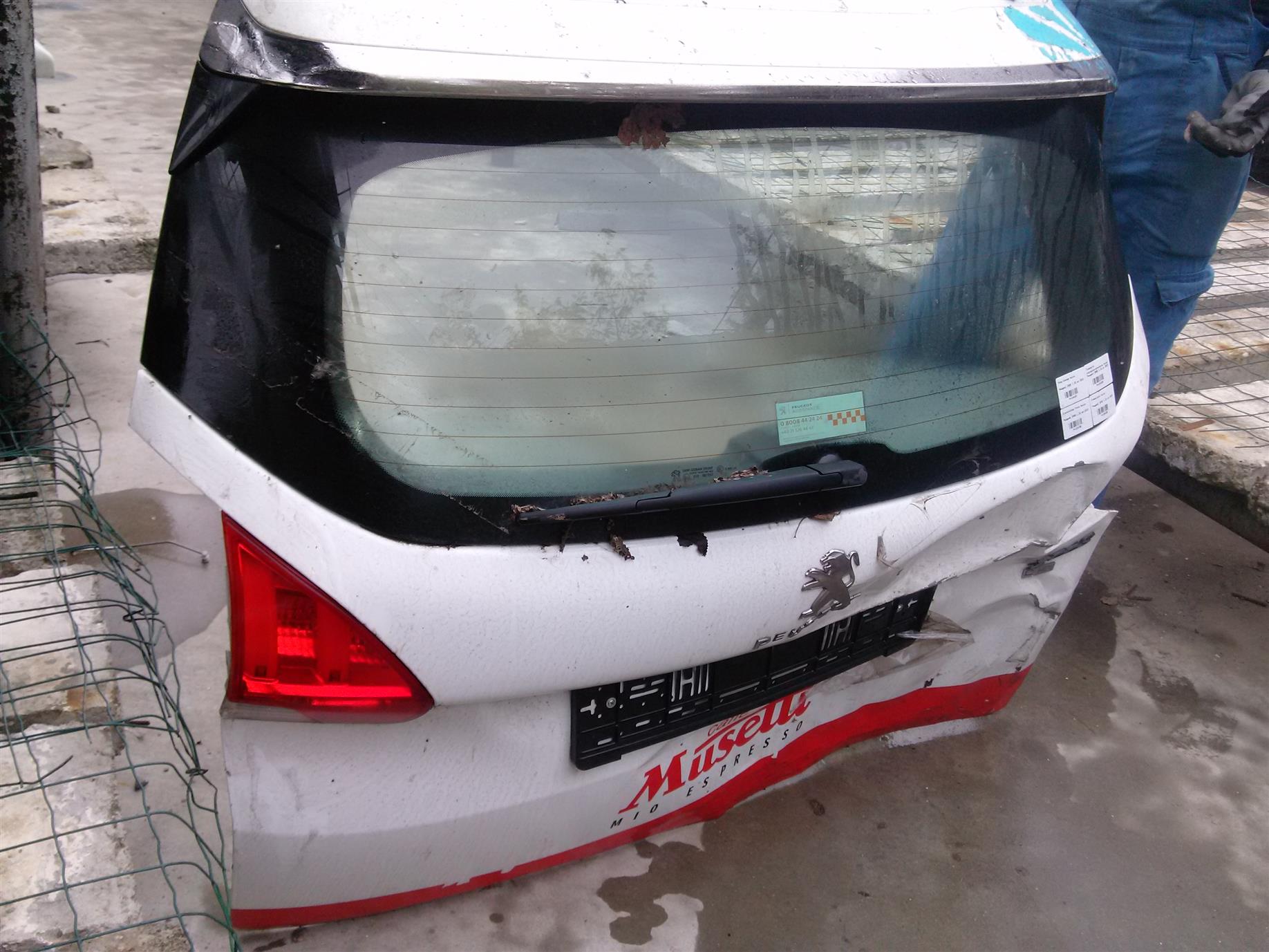 Timonerie stergatoare+motoras haion Peugeot 2008 1.6D,an 2015
