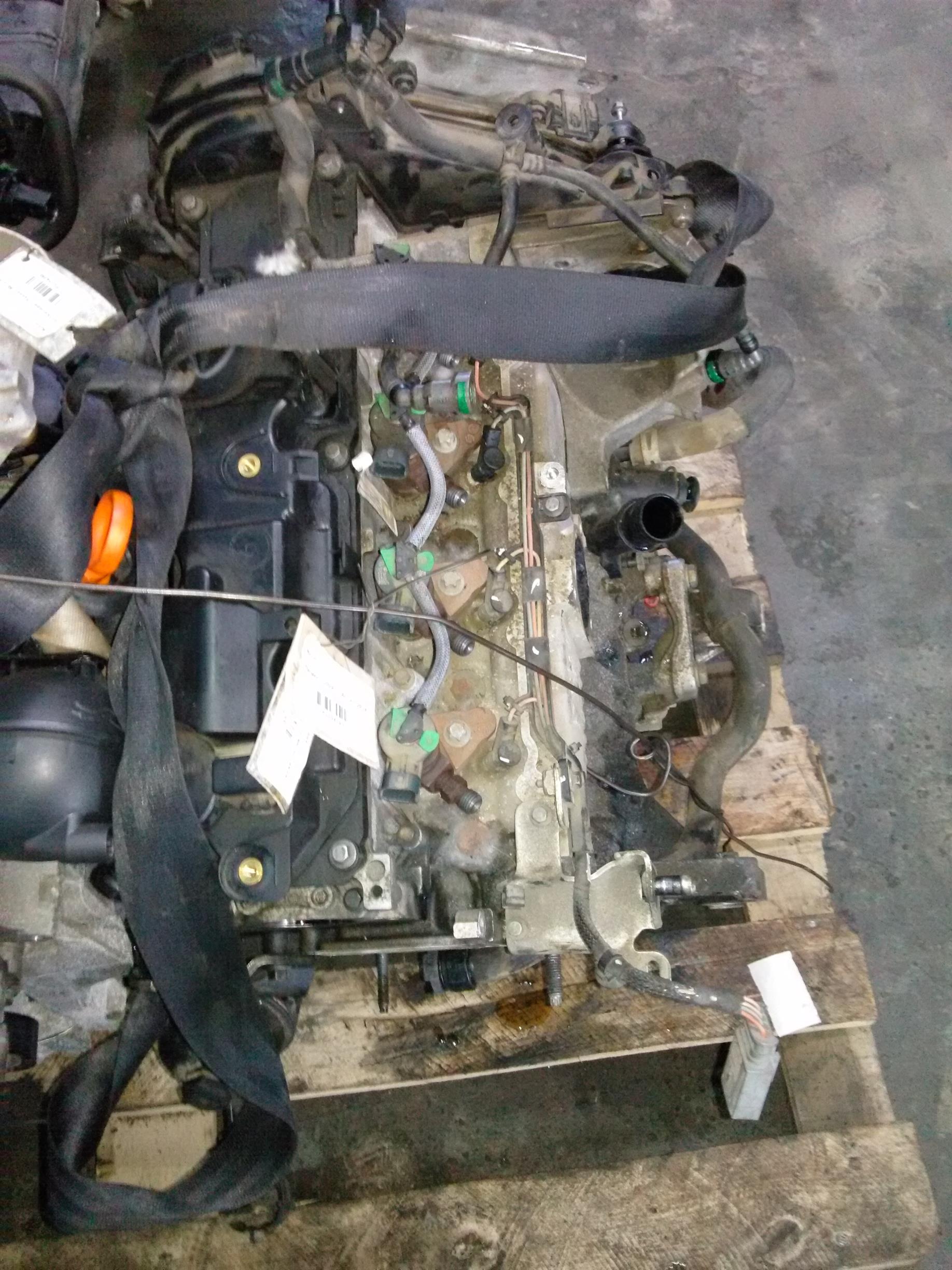 Injectoare set Peugeot 2008 1.6D,an 2014