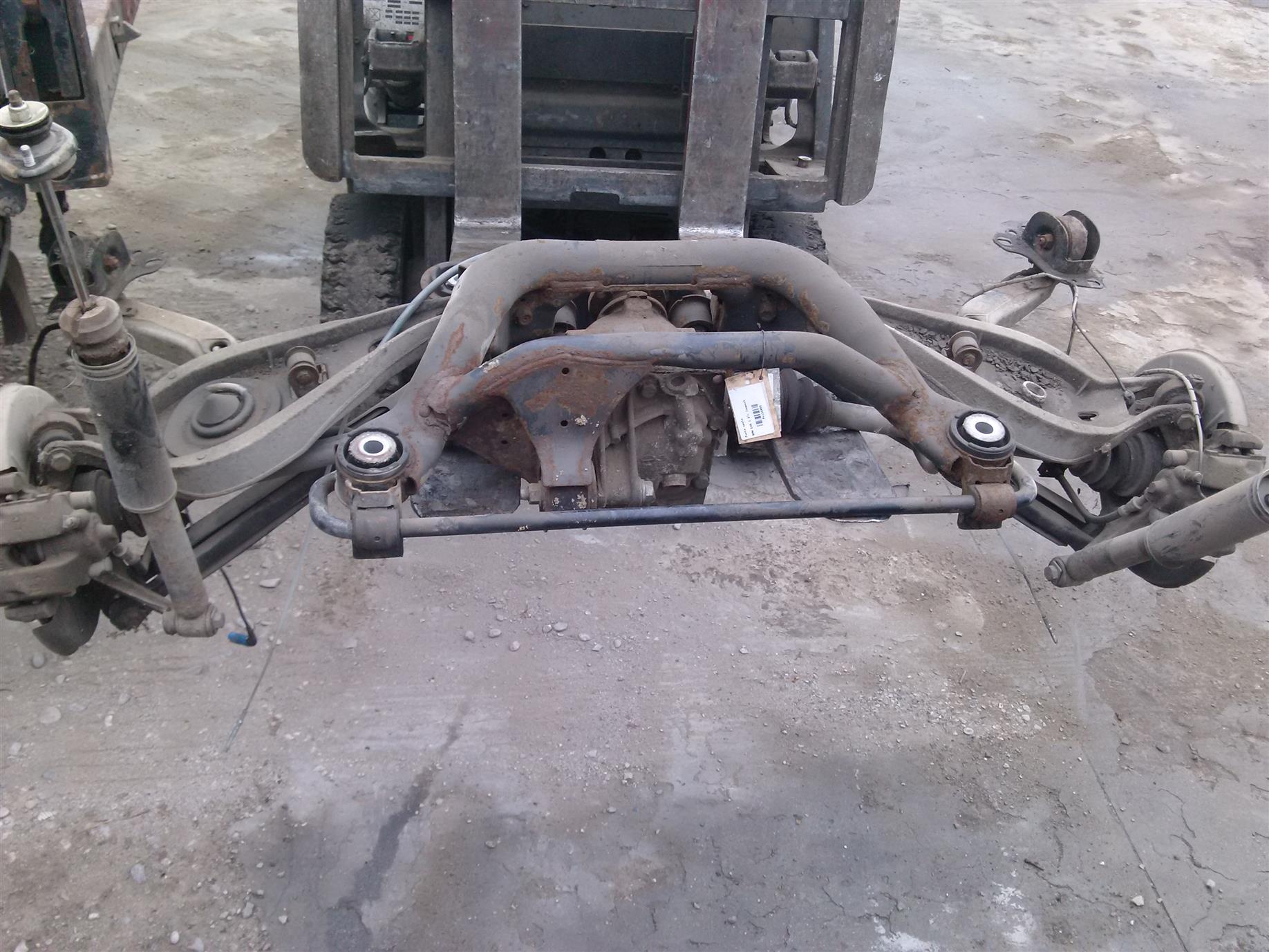 Punte spate BMW E46 1.8Ti Compact