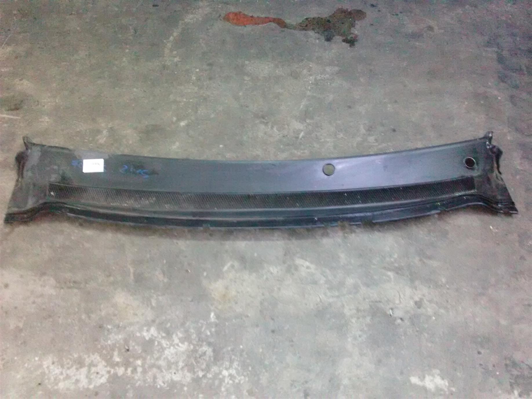 Grila stergatoare Ford Focus 2 FL