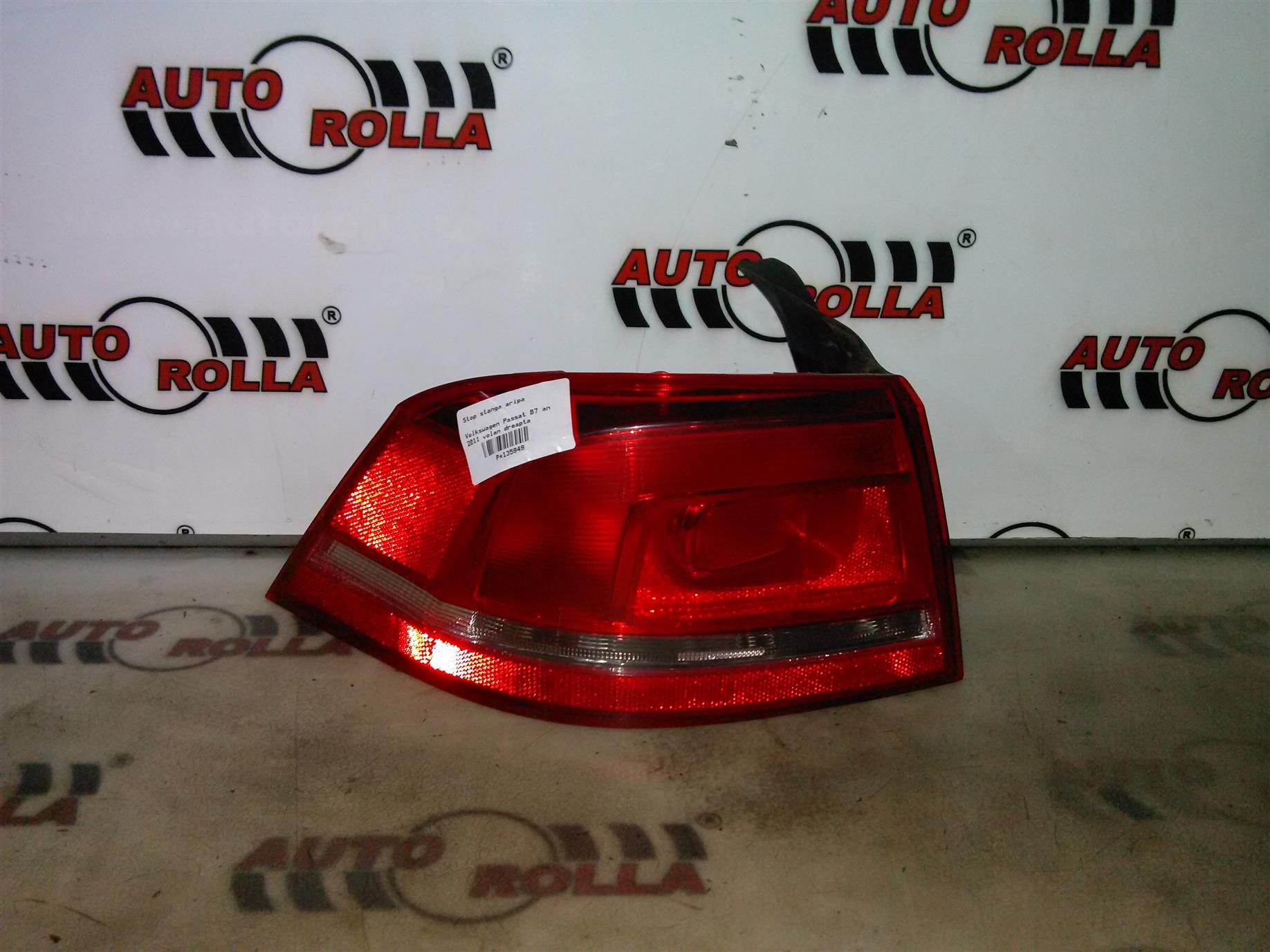 Stop stanga aripa Volkswagen Passat B7 an 2011 volan dreapta