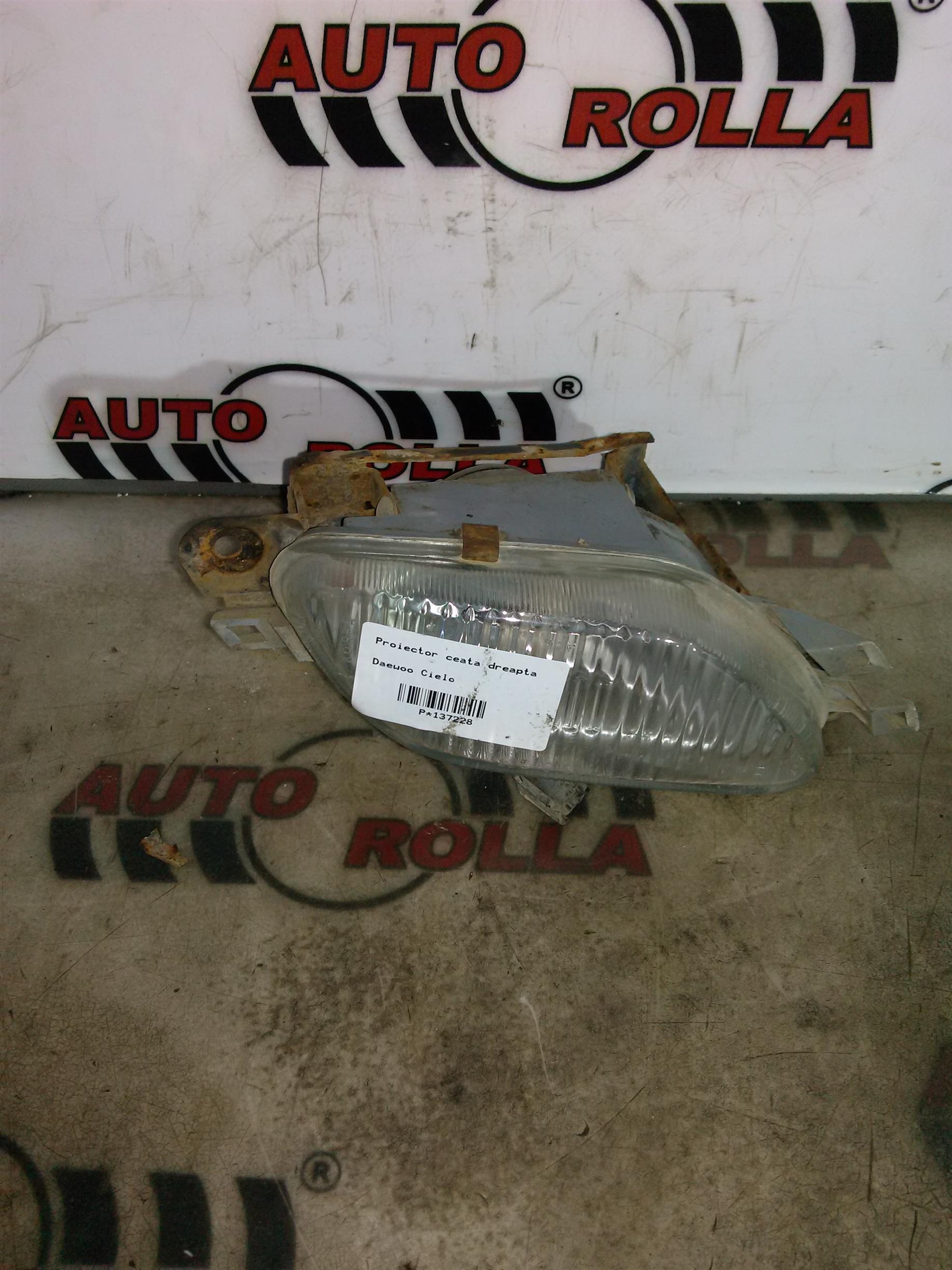 Proiector ceata dreapta Daewoo Cielo