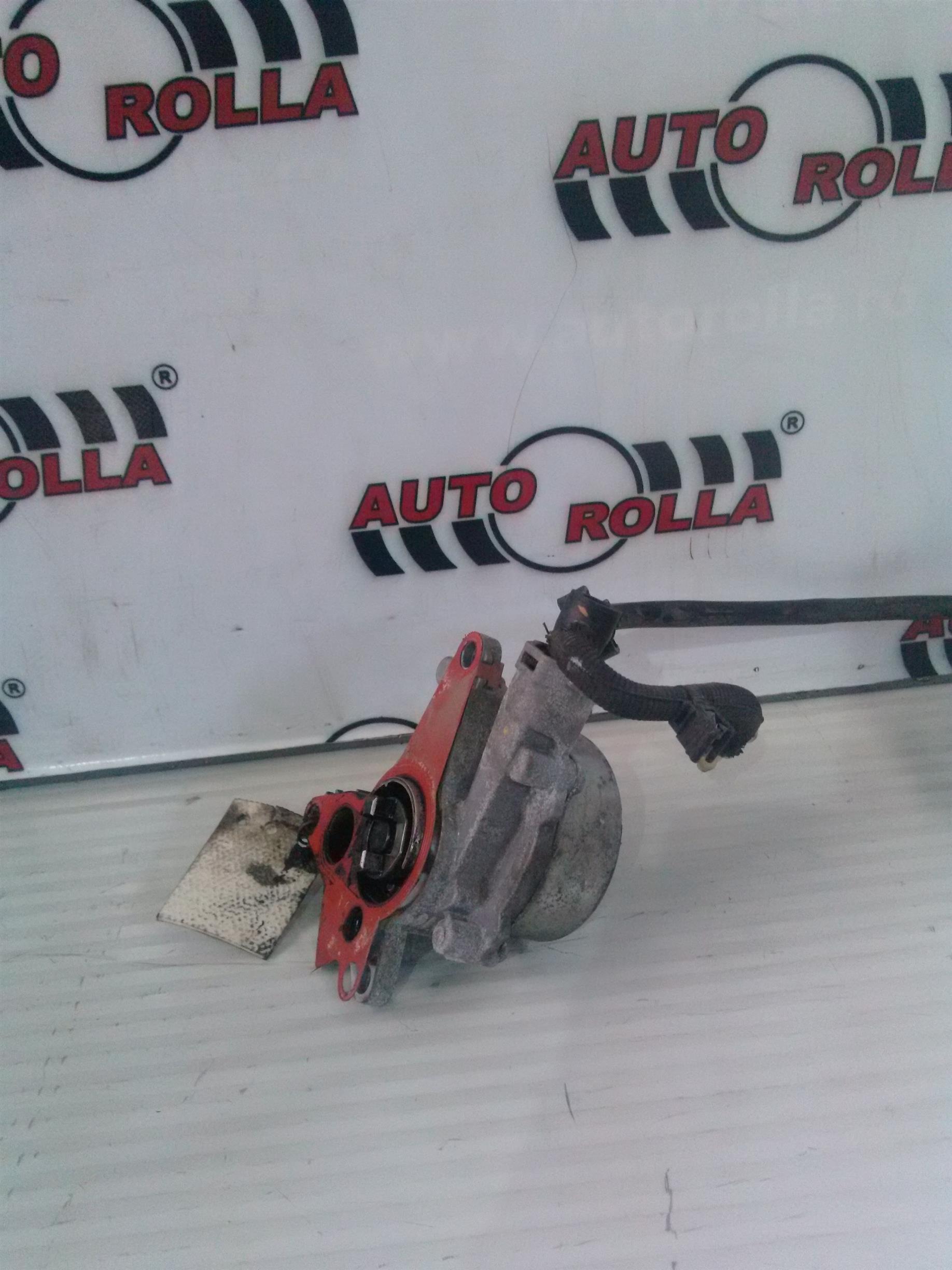 Pompa vacuum Renault Trafic 1.6D an 2018