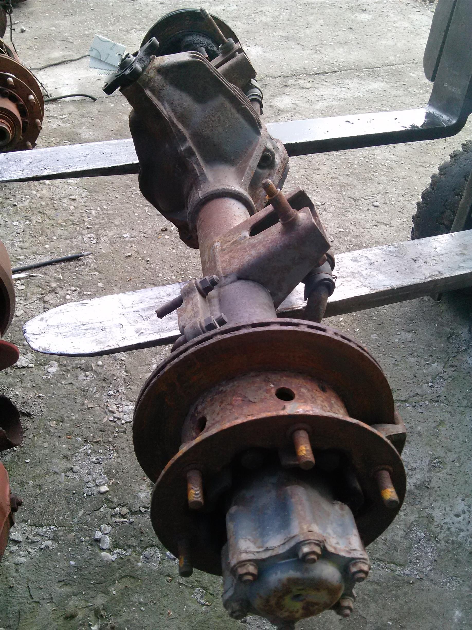 Punte dubla spate 35/8 Mercedes Sprinter an 2005