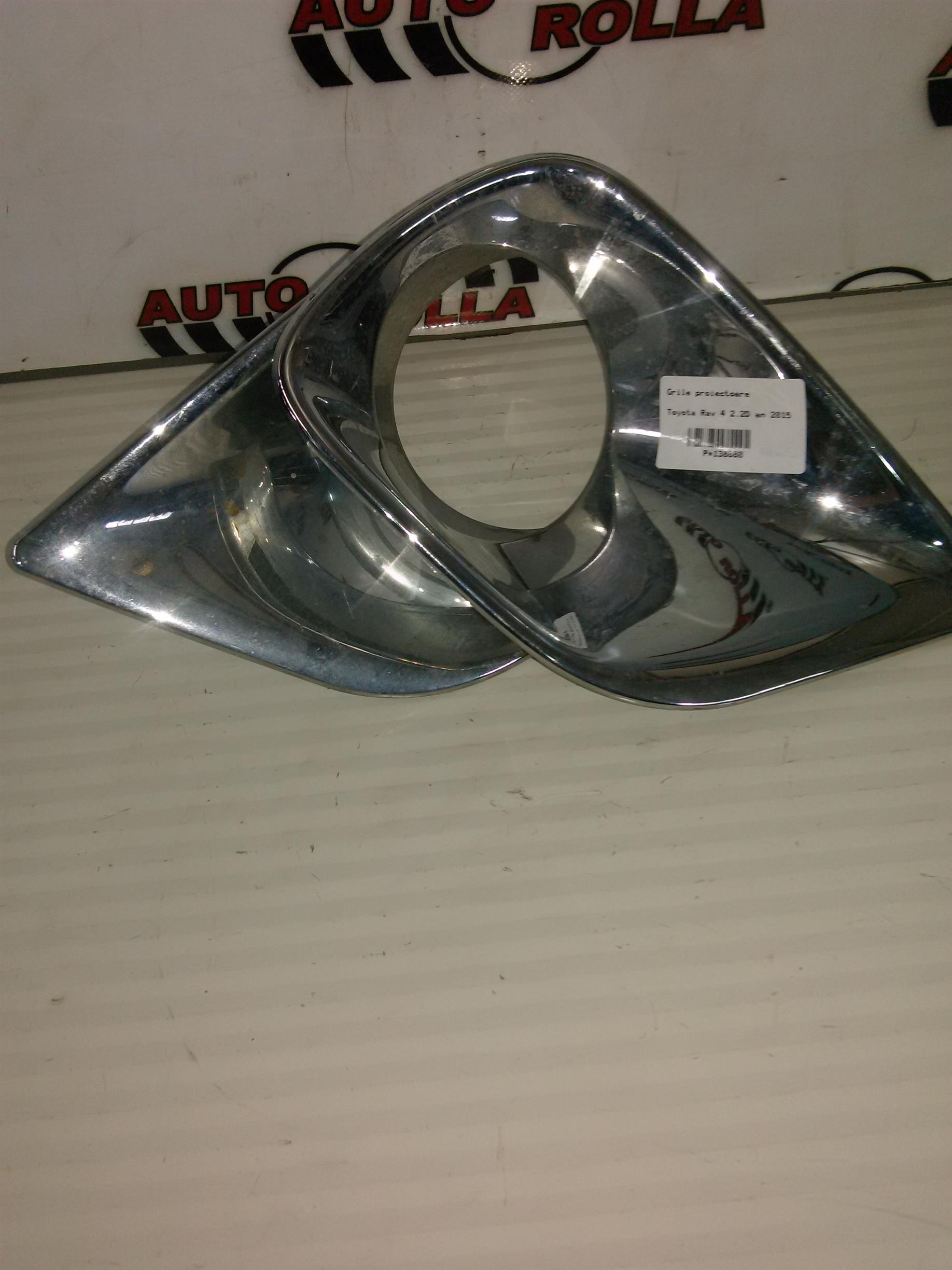 Grile proiectoare Toyota Rav 4 2.2D an 2015