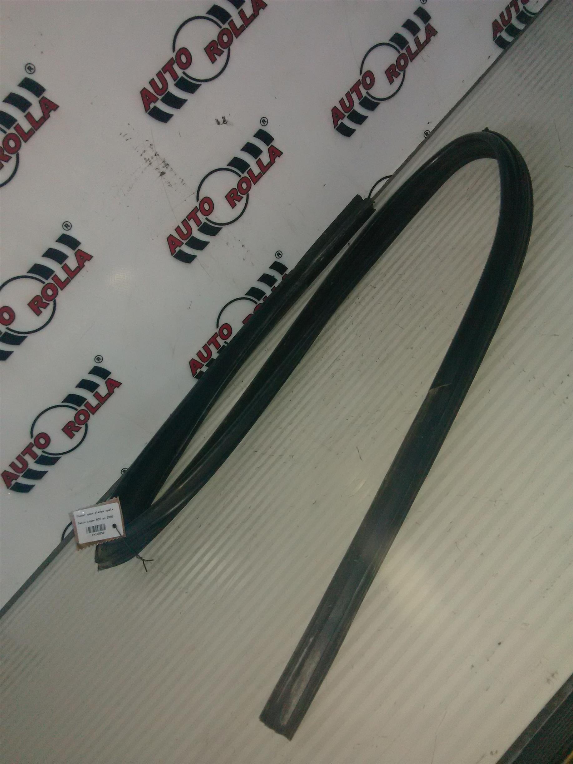 Cheder geam stanga spate Dacia Logan MCV an 2006