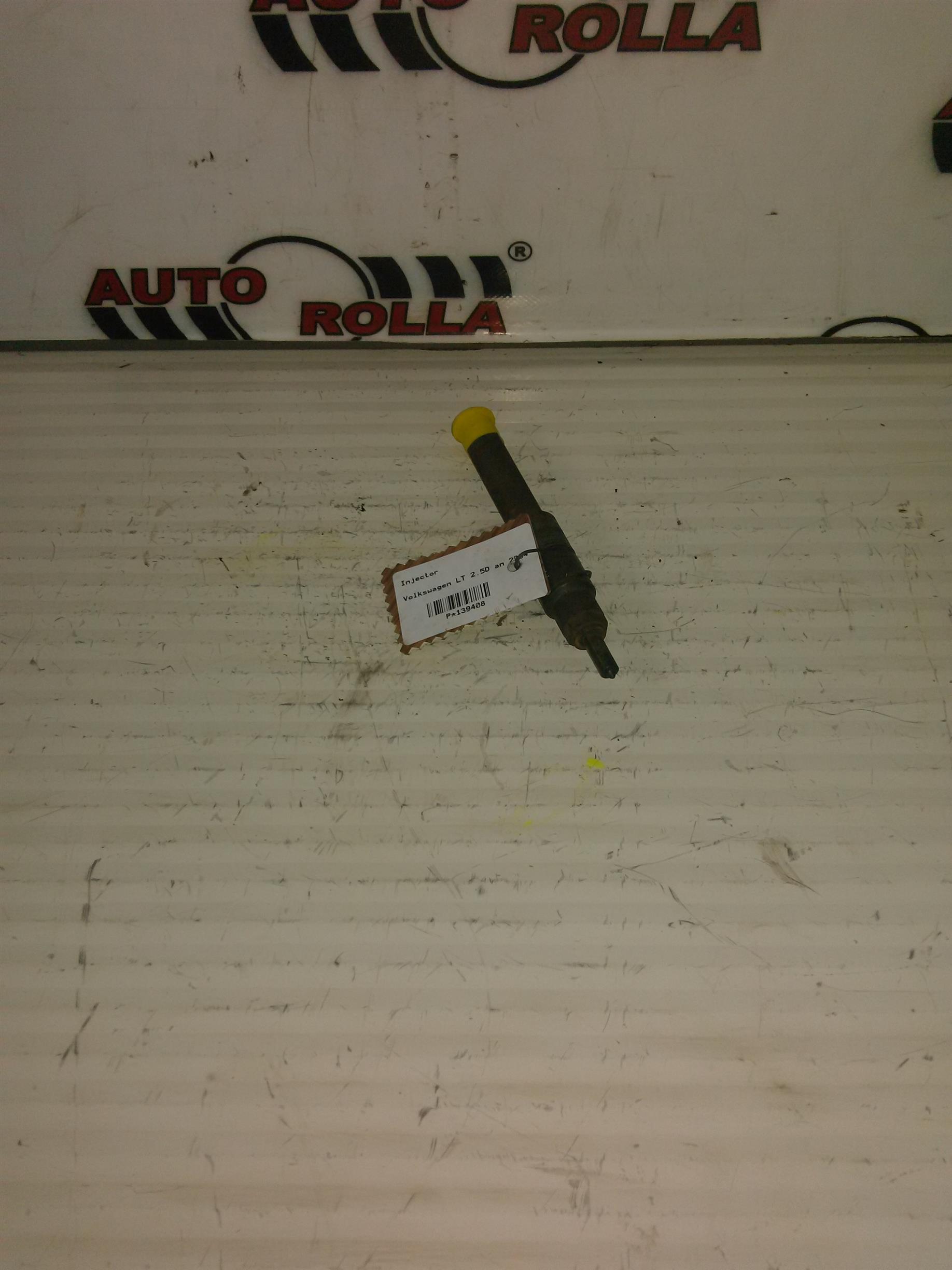 Injector Volkswagen LT 2.5D an 2004