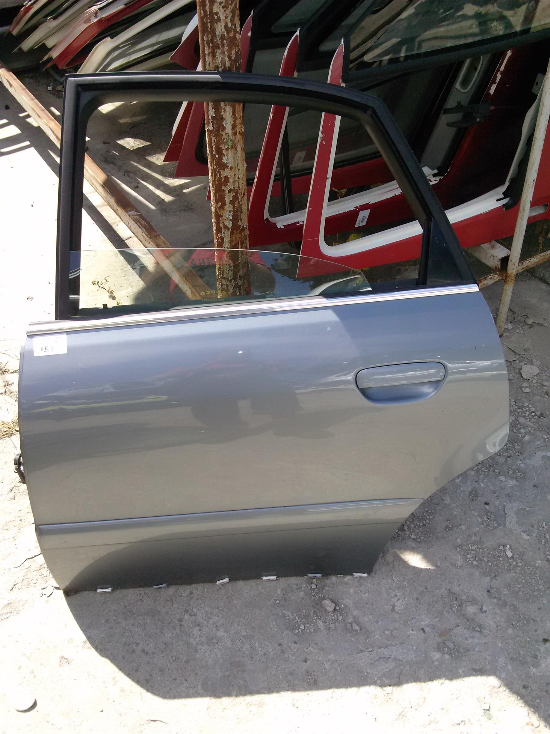 Usa stanga spate completa Audi A4 1.8S, an 1998