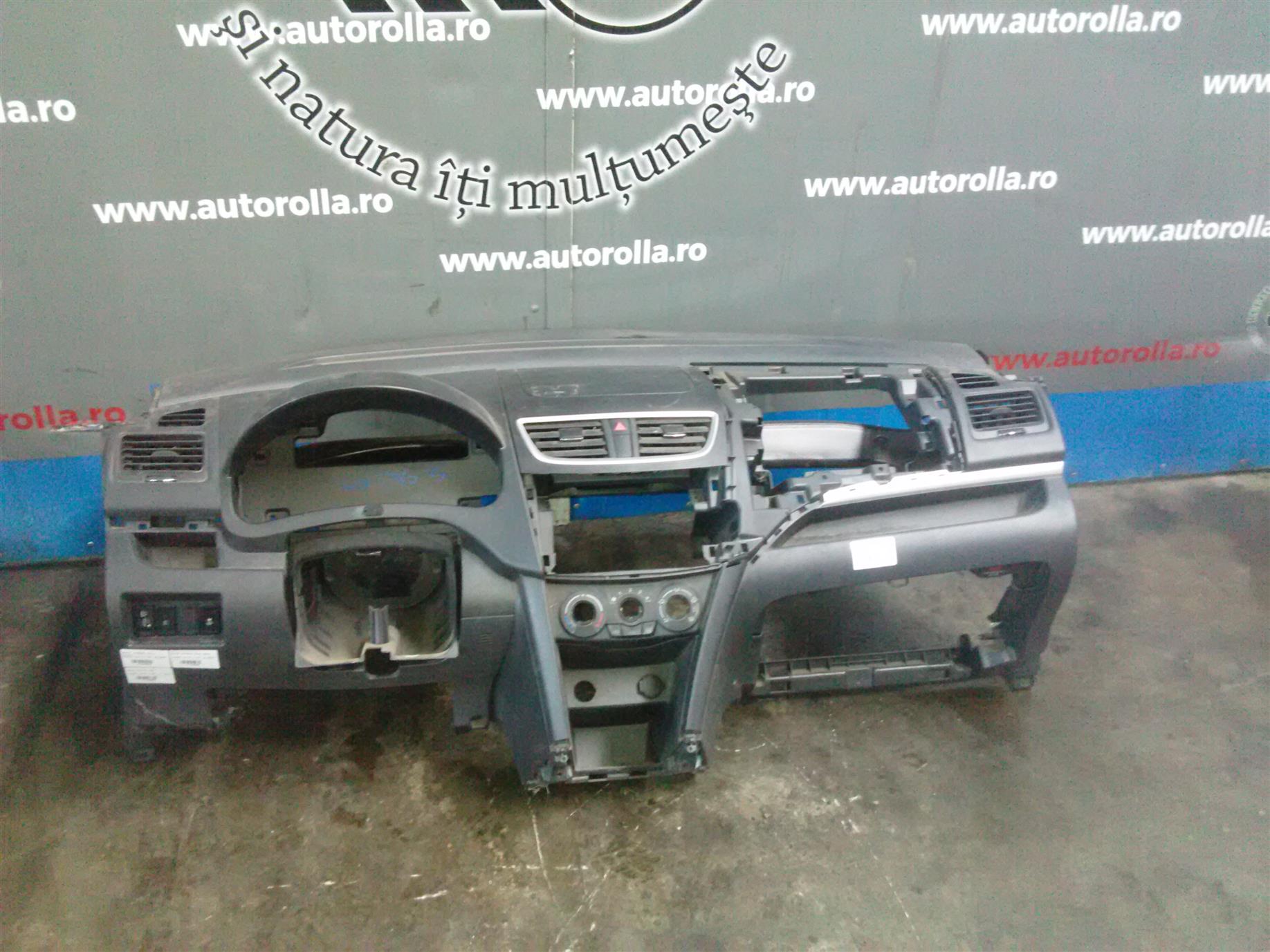 Buton avarii+ornamnet Suzuki Swift 1.2S, an 2010
