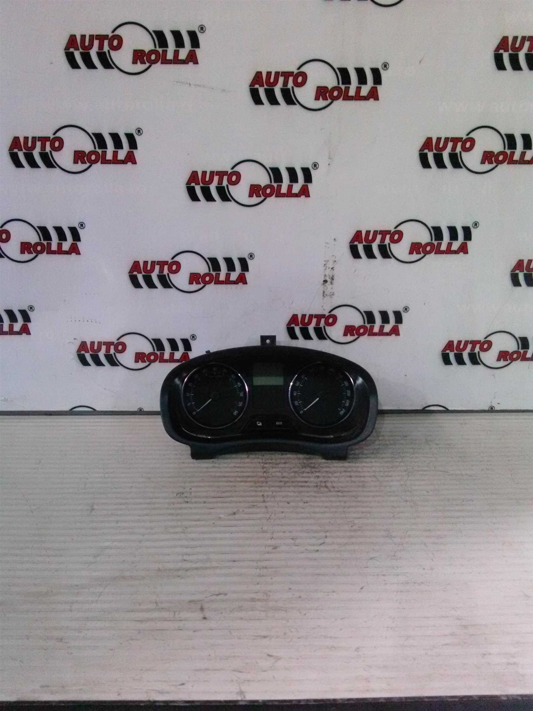 Ceas bord Skoda Fabia 1.6 d, an 2011, CAYA