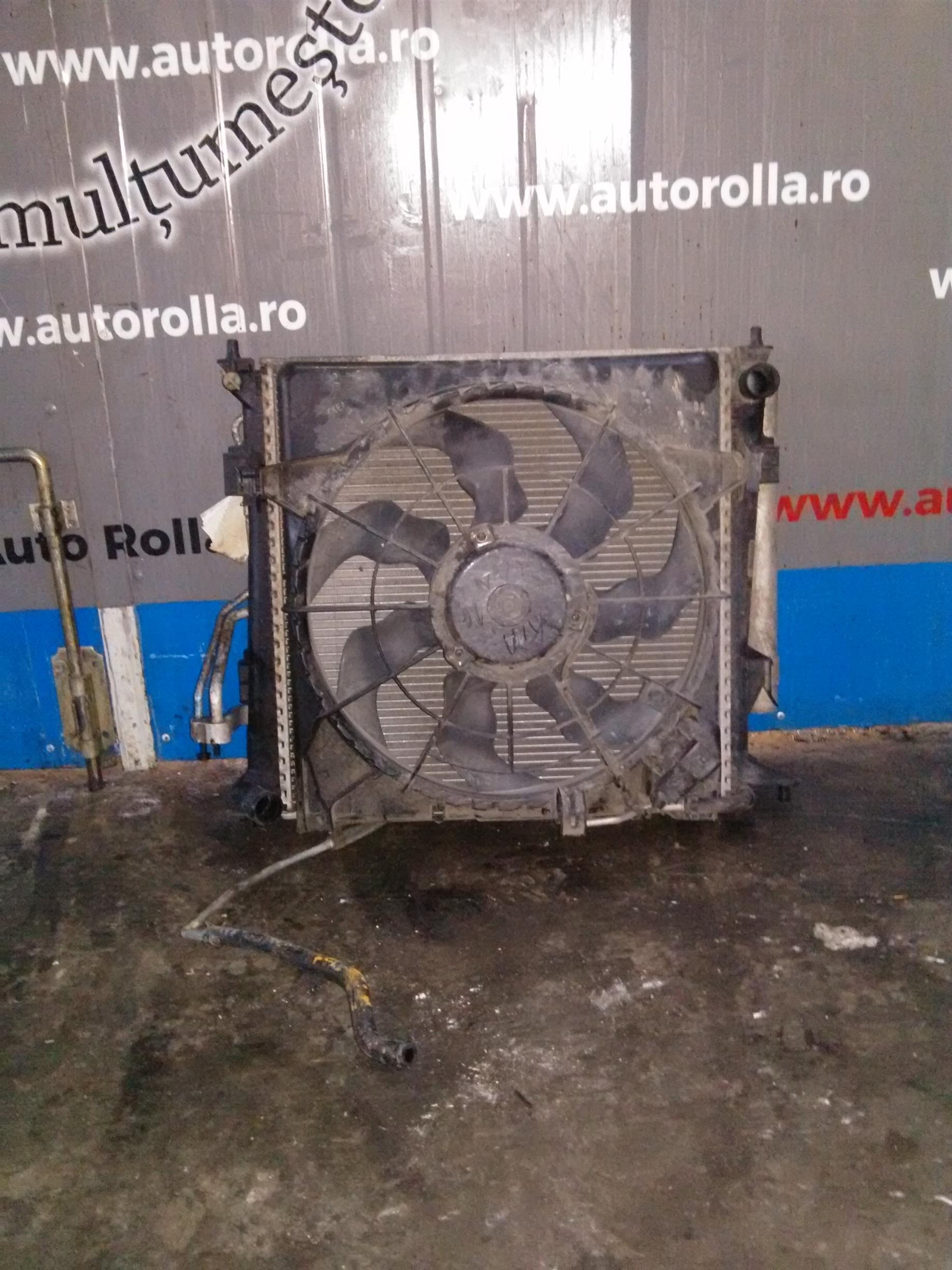 Radiator apa Kia Ceed 1.6CRDI, an 2012