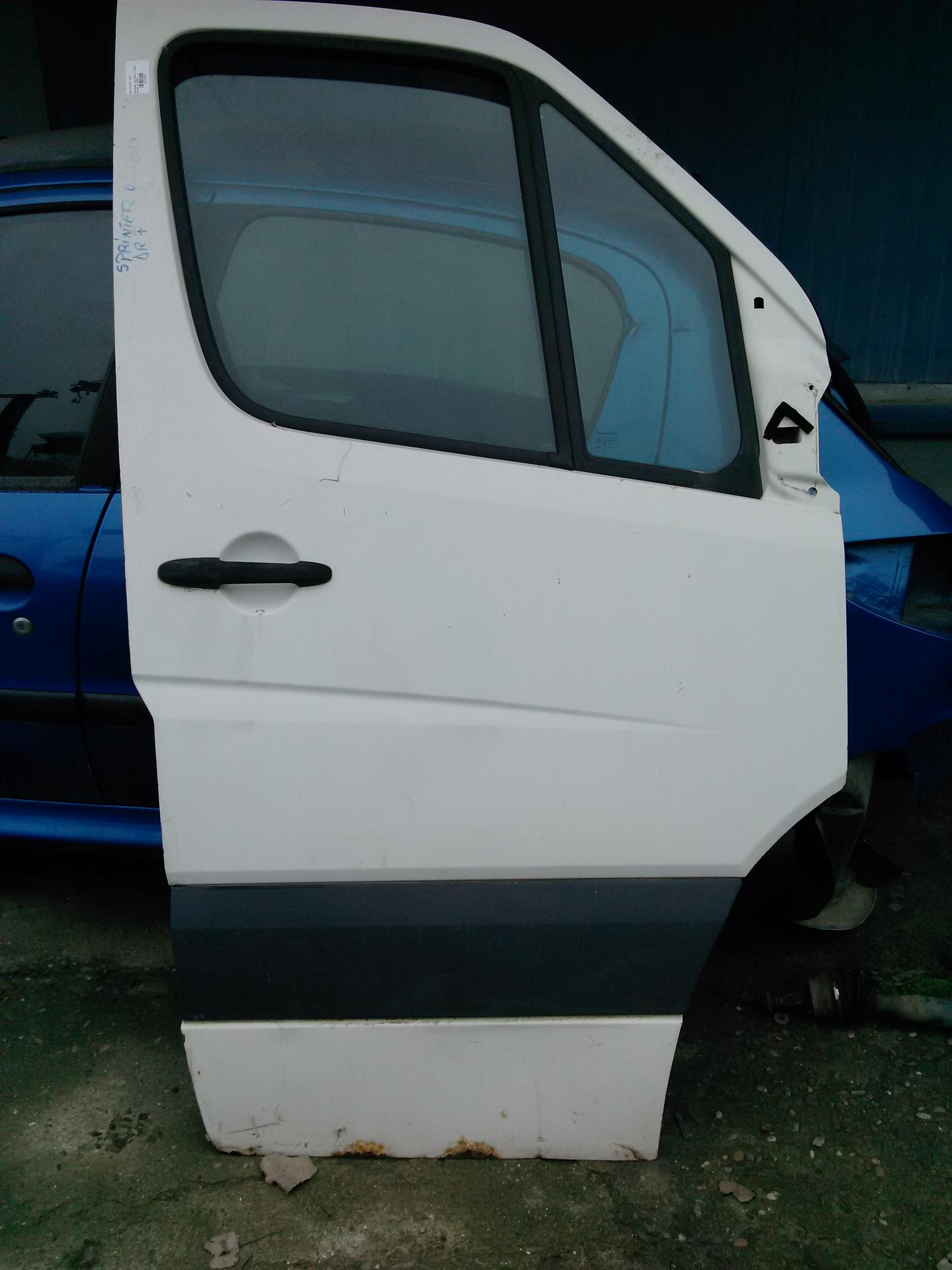 Usa dreapta fata Mercedes Sprinter 2.2CDI, euro4 an 2009